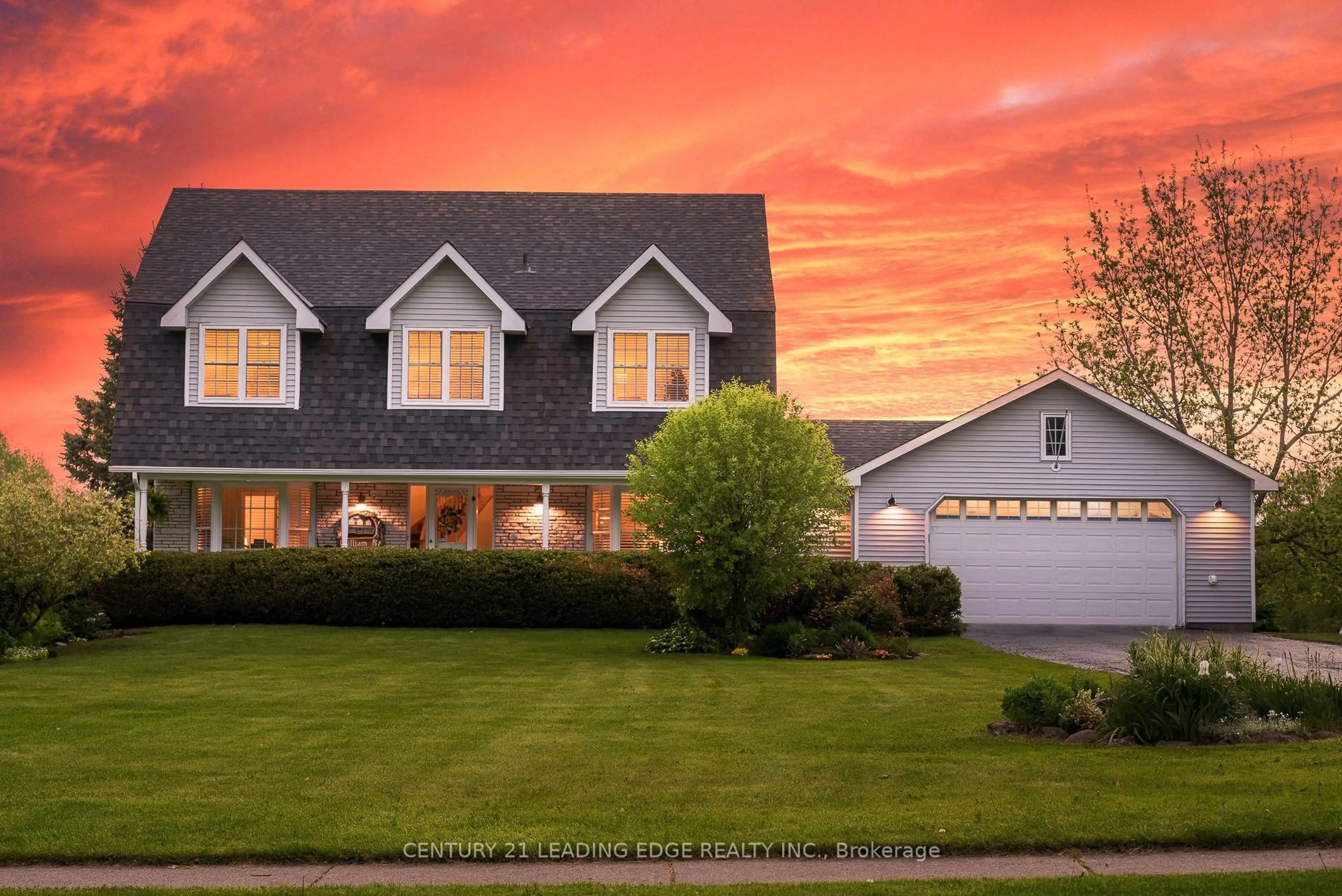 Home with vinyl exterior material, street for 5048 William St, Pickering Ontario L1Y 1B2