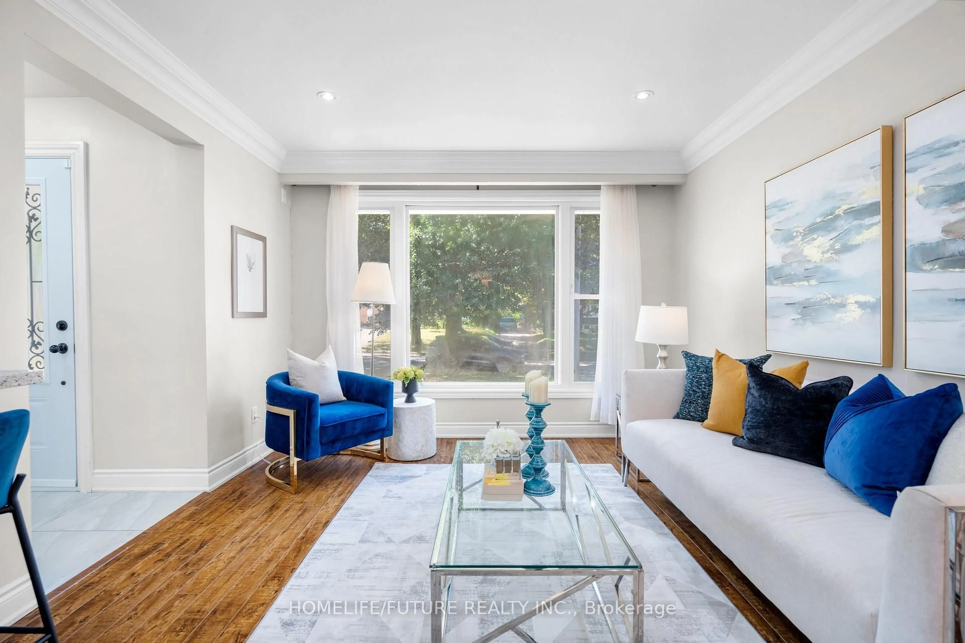 Living room with furniture, unknown for 25 Peking Rd, Toronto Ontario M1J 2X2