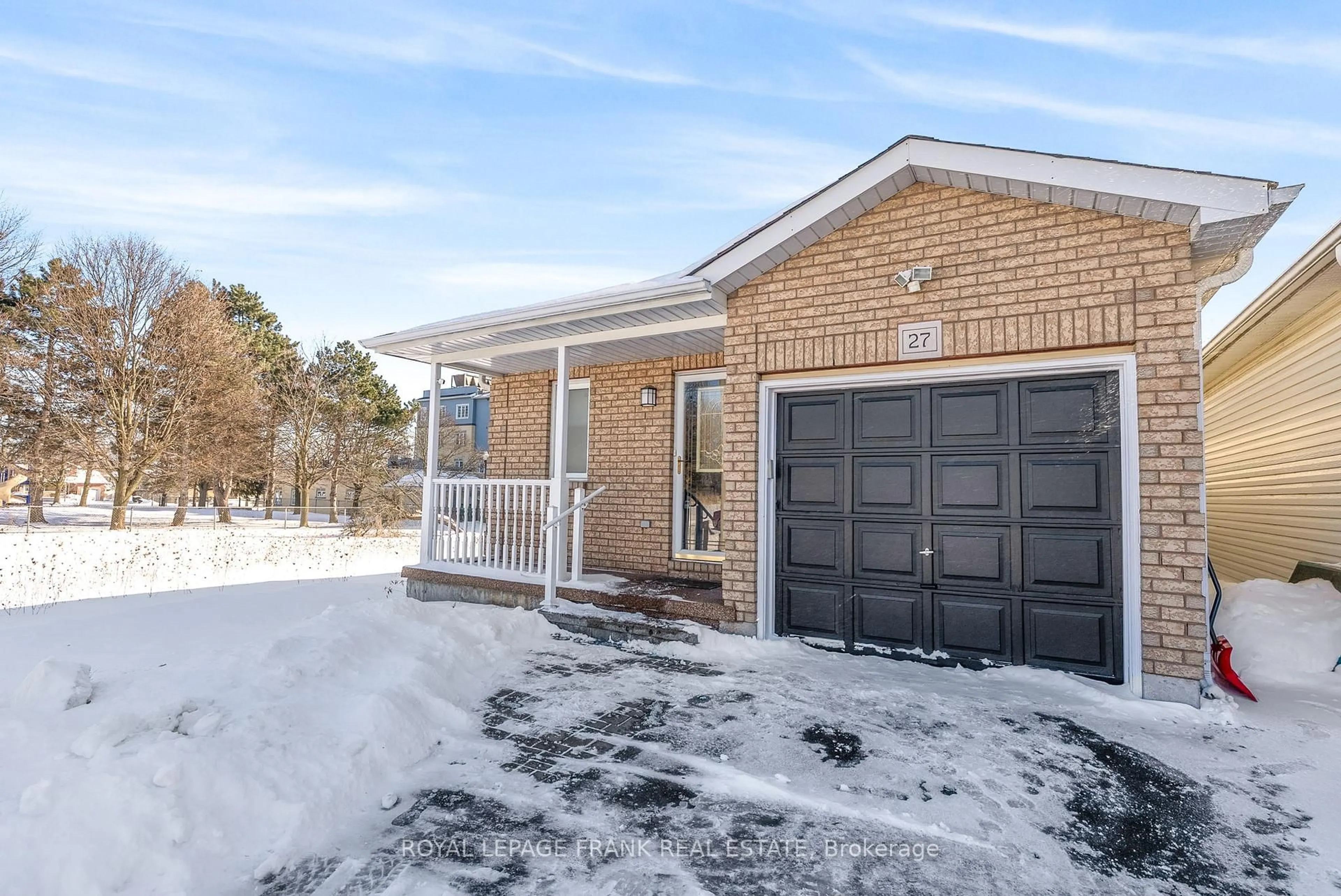 Home with brick exterior material, street for 27 Dale Park, Clarington Ontario L1E 2Z4