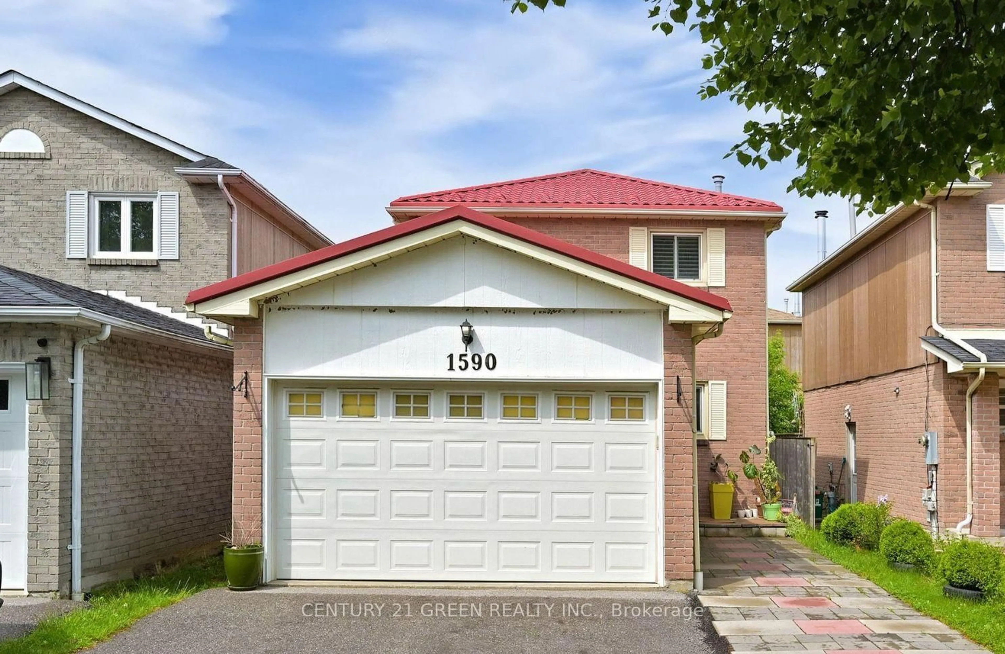 Home with brick exterior material, street for 1590 Marshcourt Dr, Pickering Ontario L1V 6G3