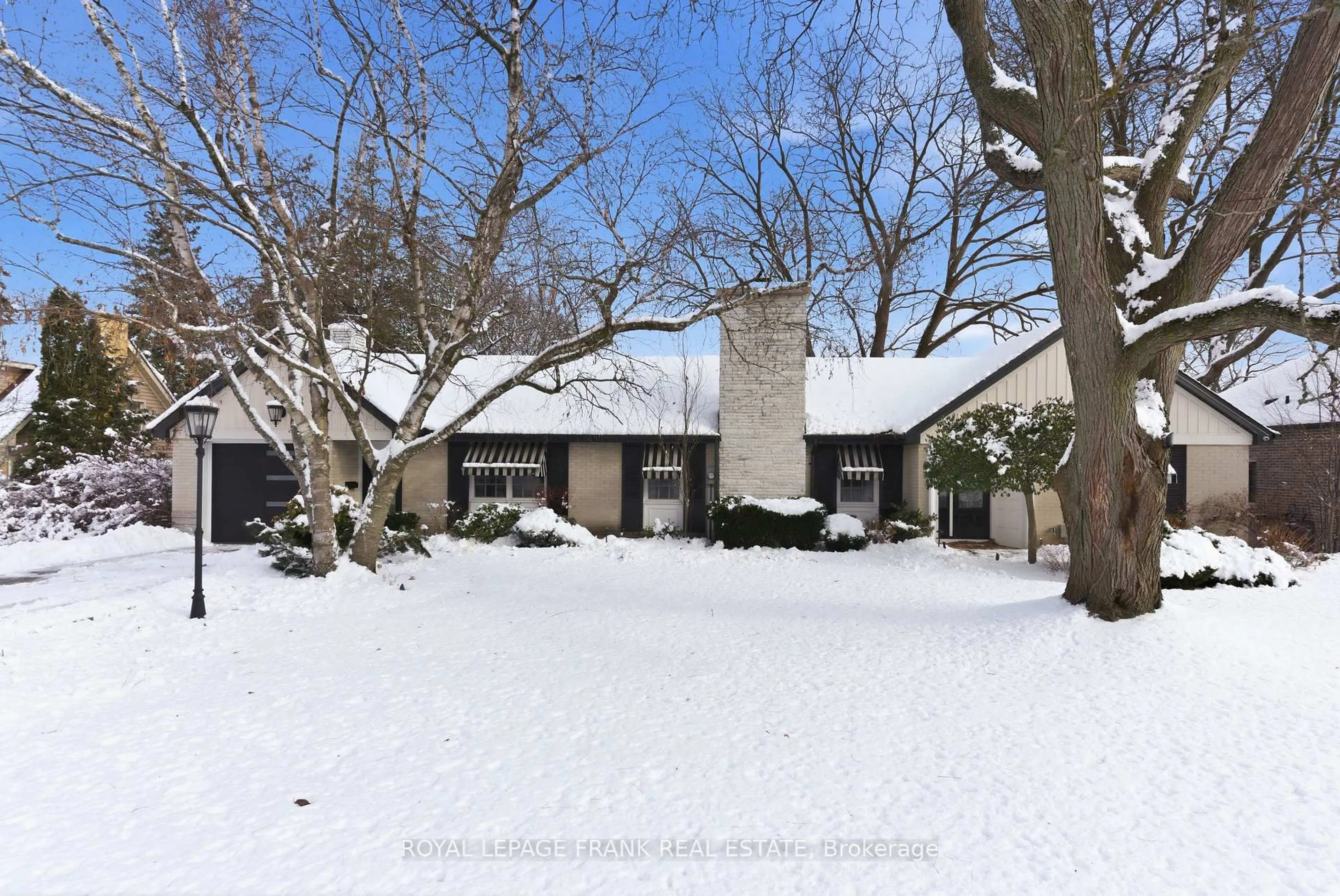 Unknown for 739 Masson St, Oshawa Ontario L1G 5A7