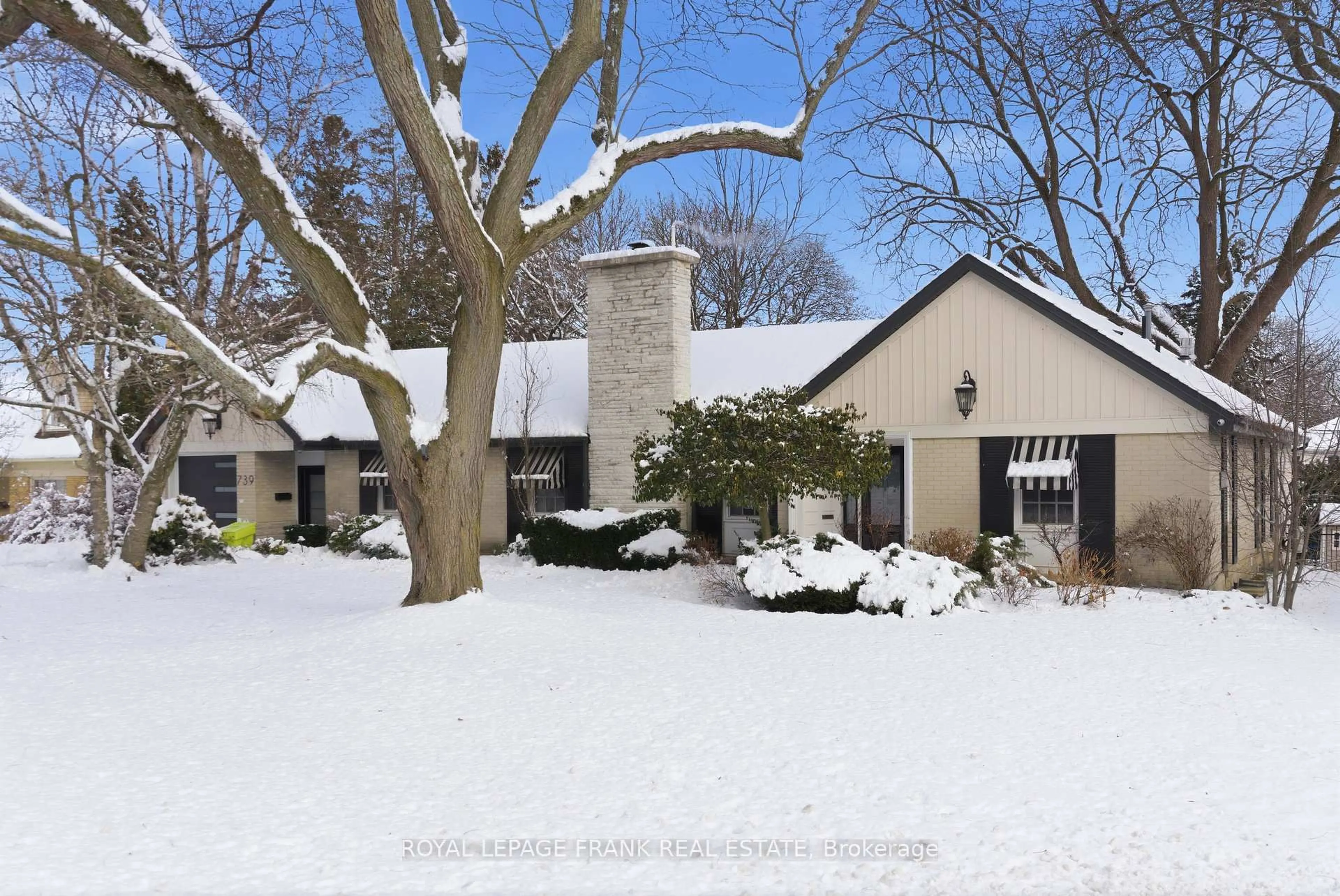 Unknown for 739 Masson St, Oshawa Ontario L1G 5A7