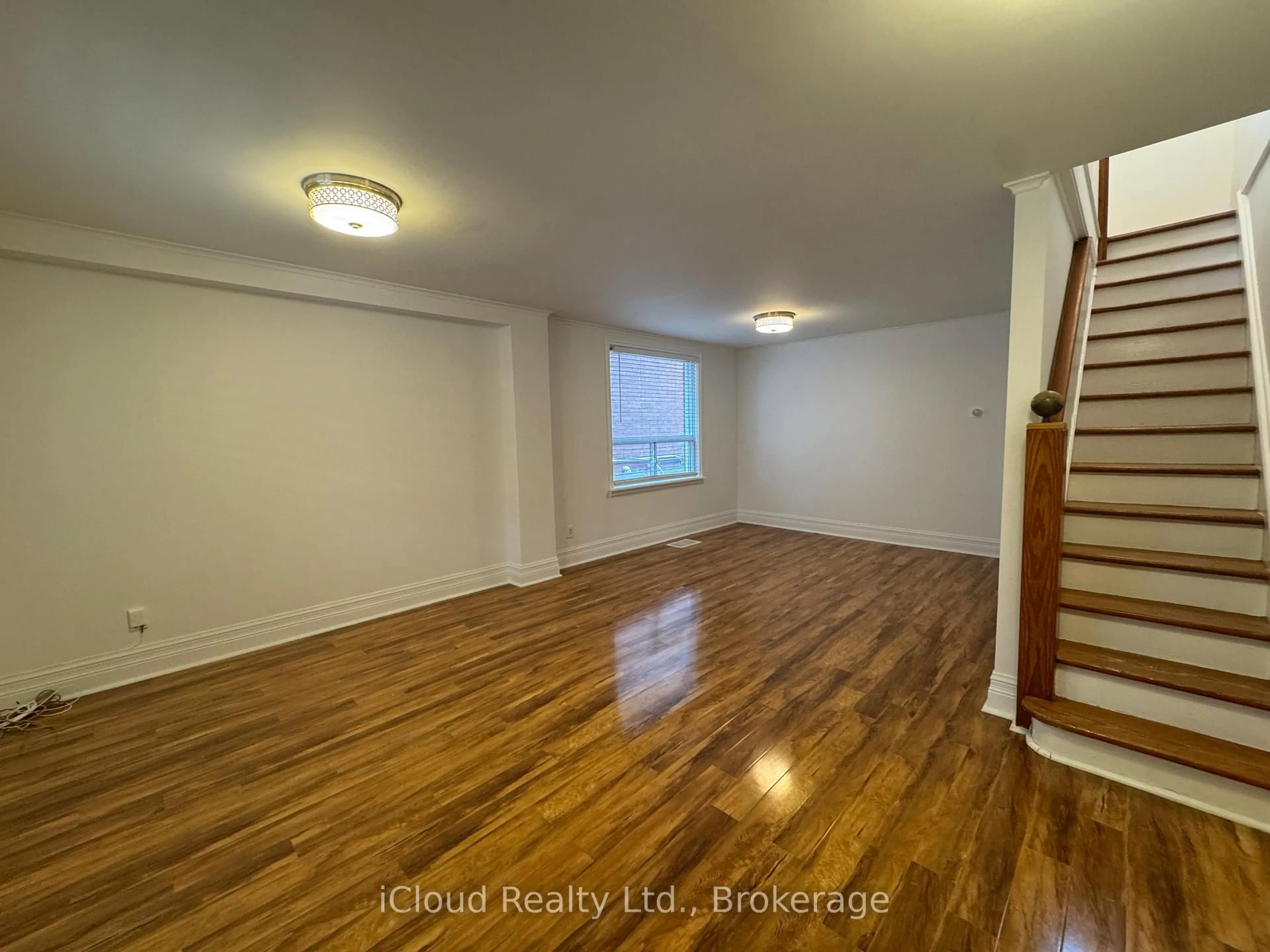 A pic of a room for 158 Westlake Ave, Toronto Ontario M4C 4S2