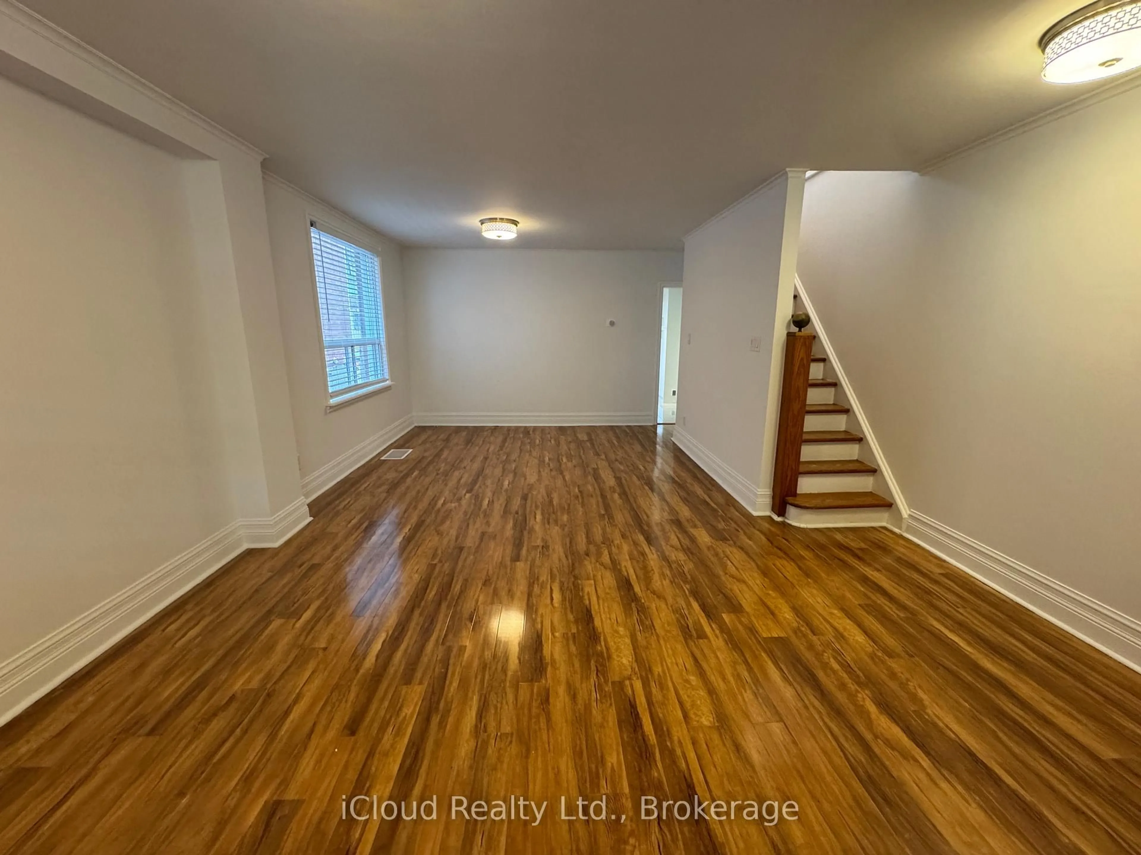 A pic of a room for 158 Westlake Ave, Toronto Ontario M4C 4S2