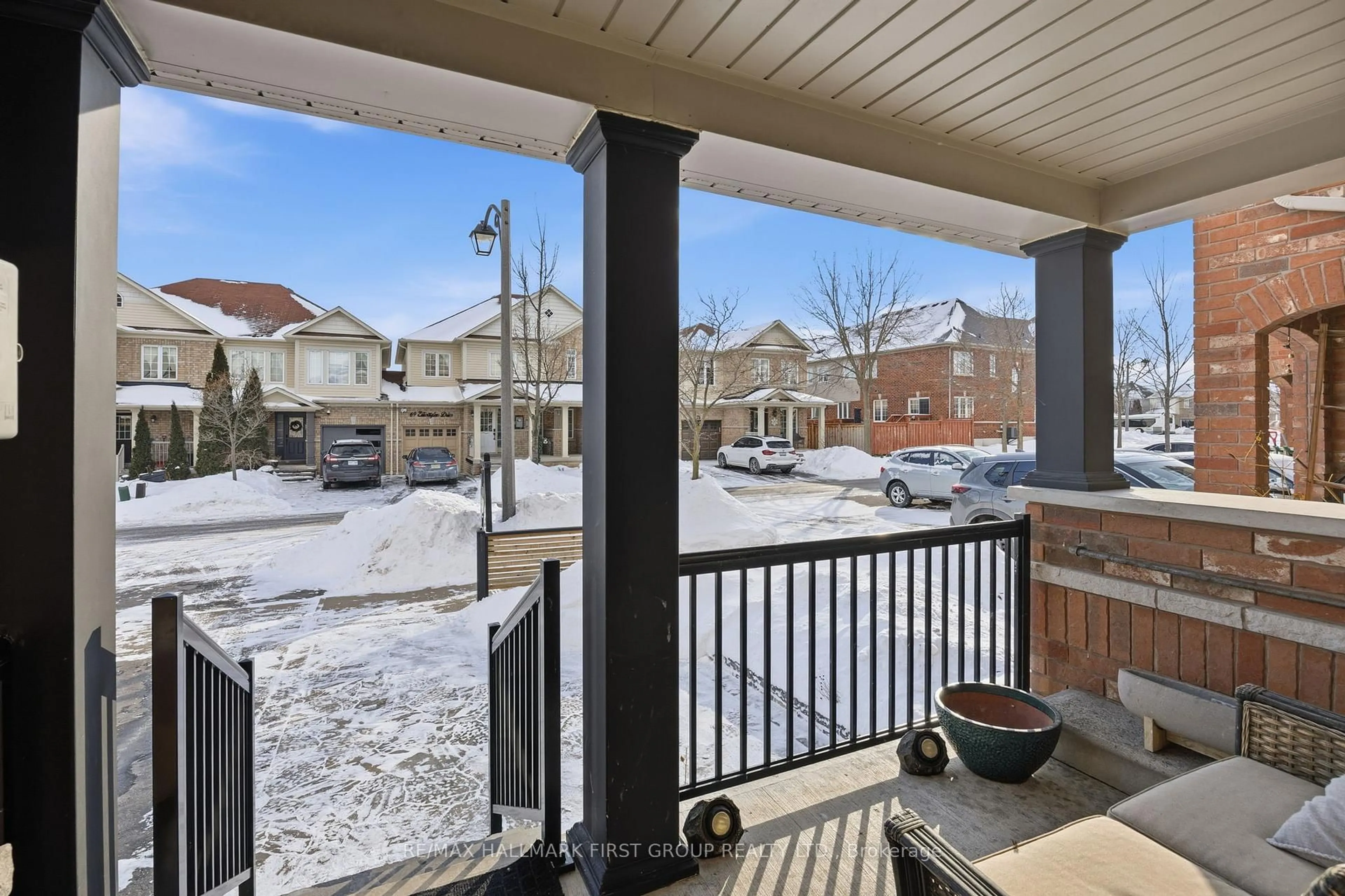 Patio, unknown for 86 Elliottglen Dr, Ajax Ontario L1Z 0H1