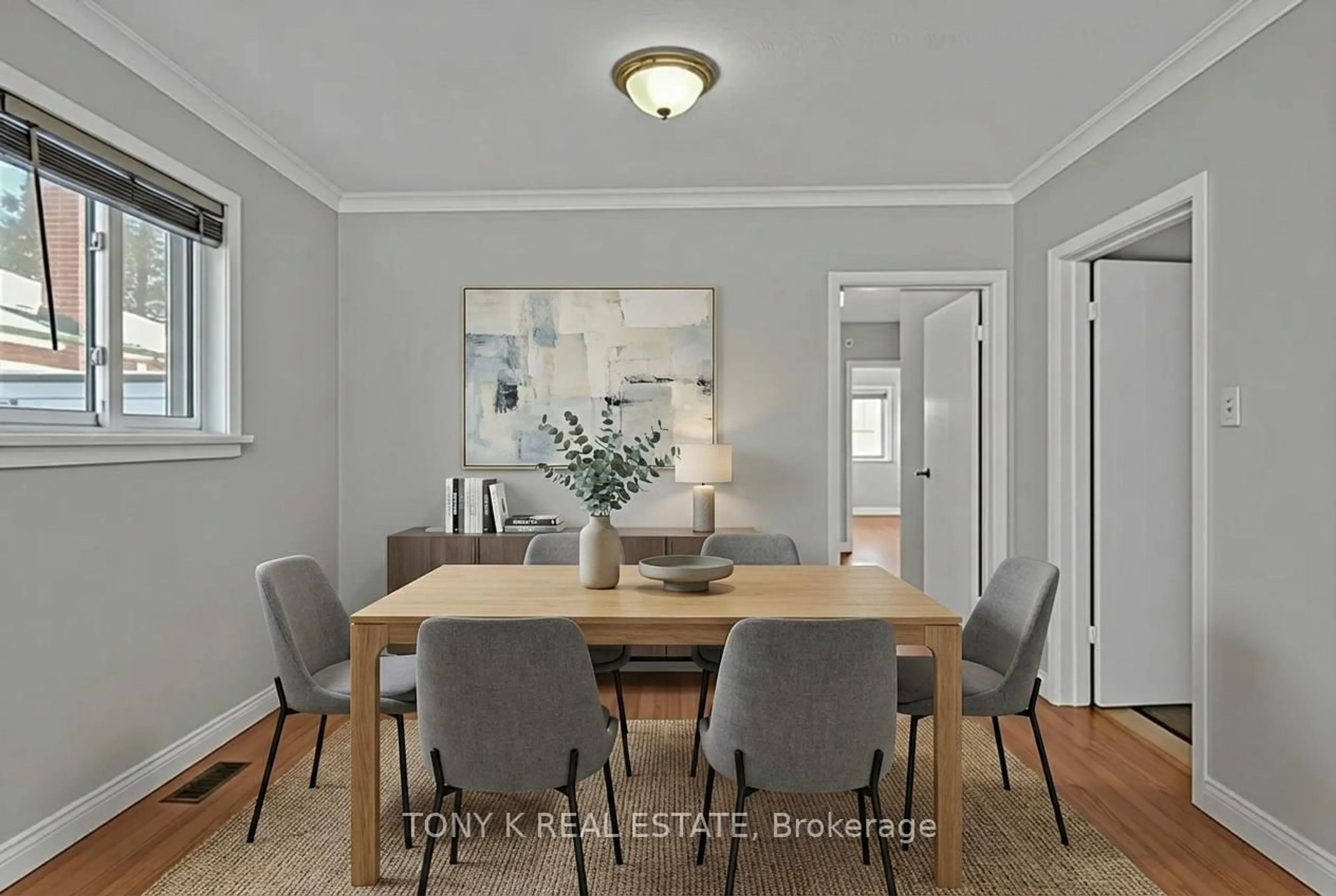 Dining room, wood/laminate floor for 55 Roebuck Dr, Toronto Ontario M1K 2H6