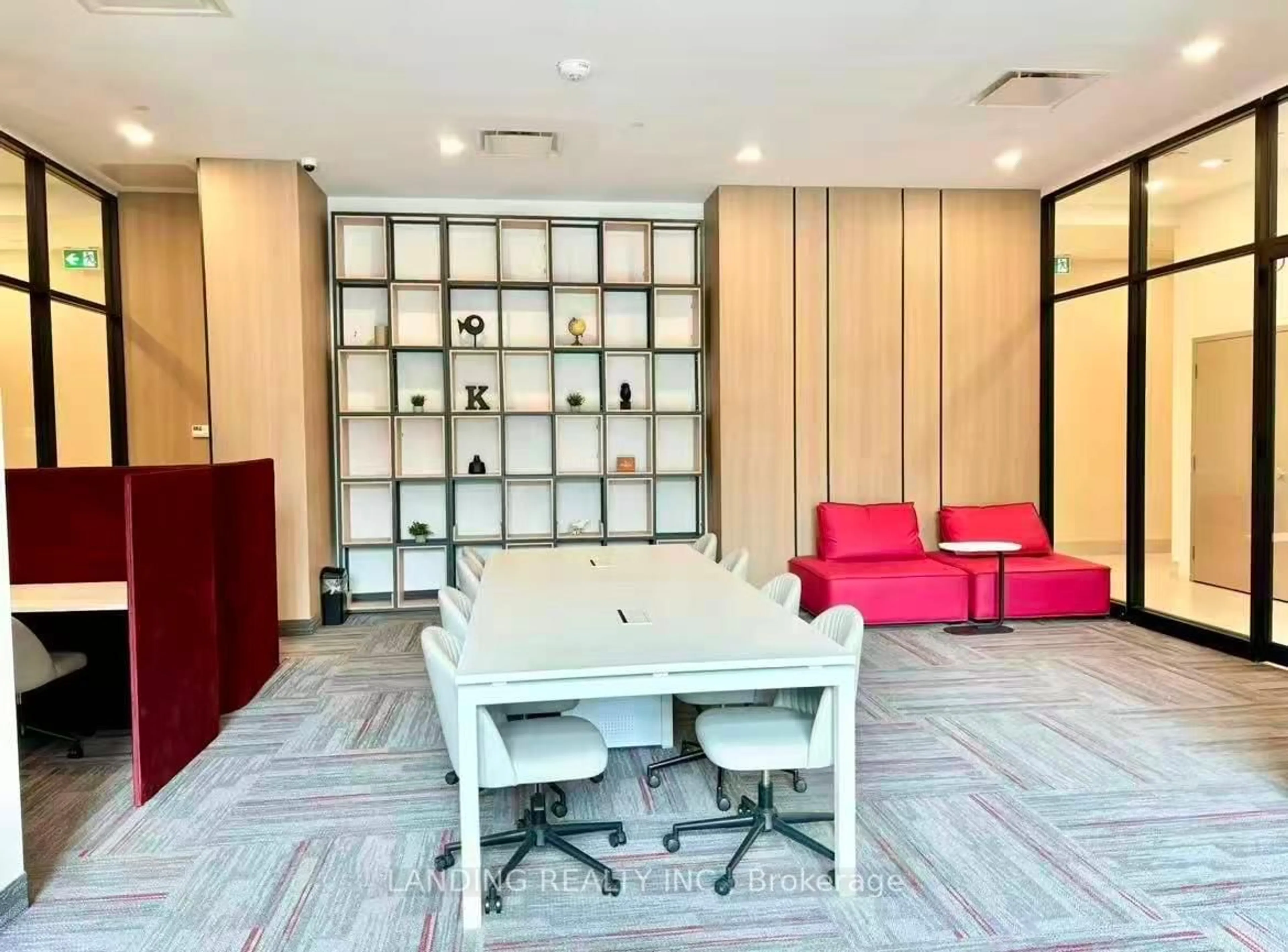 Unknown for 3425 Sheppard Ave #205, Toronto Ontario M1T 0C5