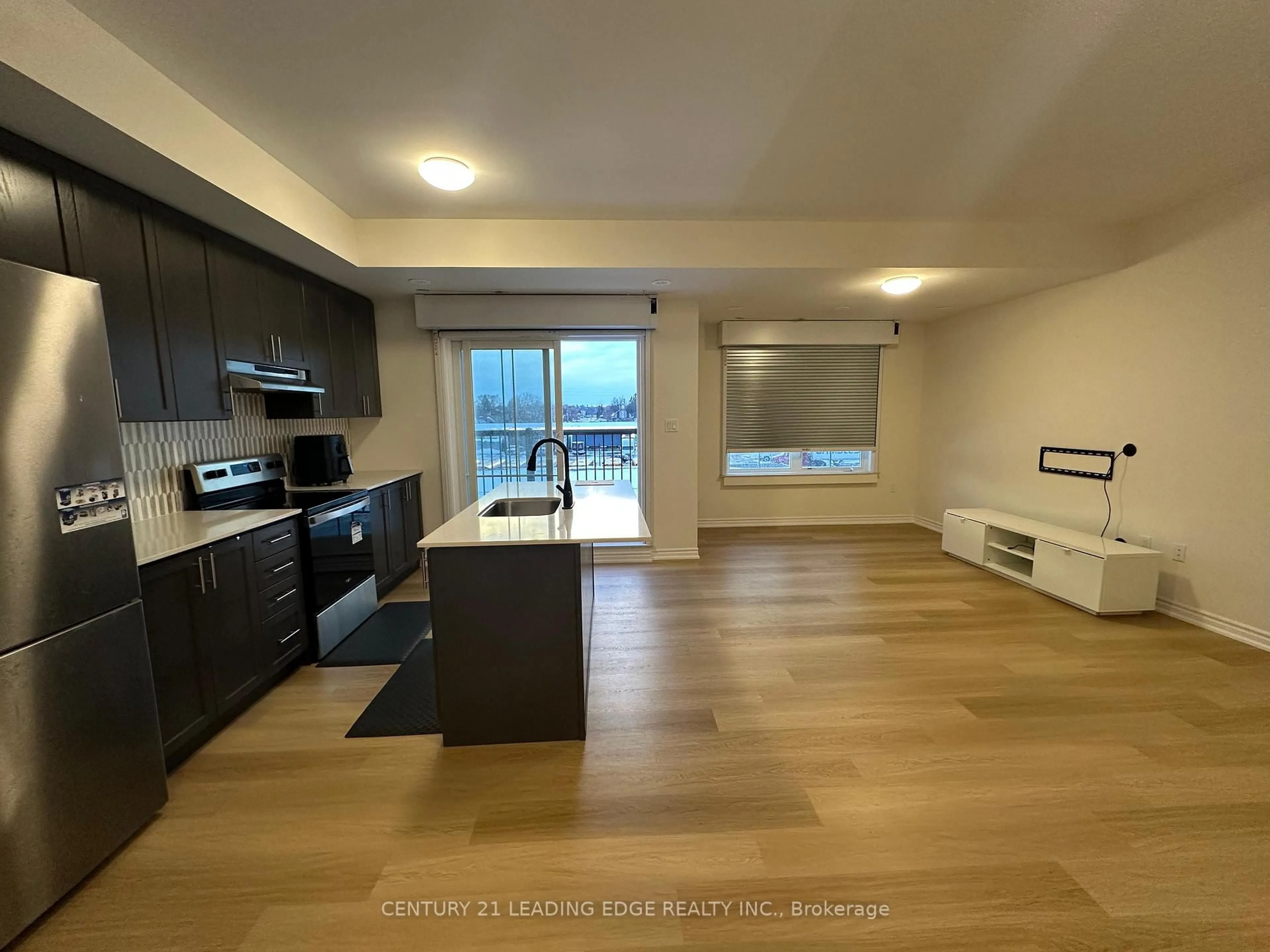 A pic of a room for 480 Beresford Path #16, Oshawa Ontario L1H 0B2