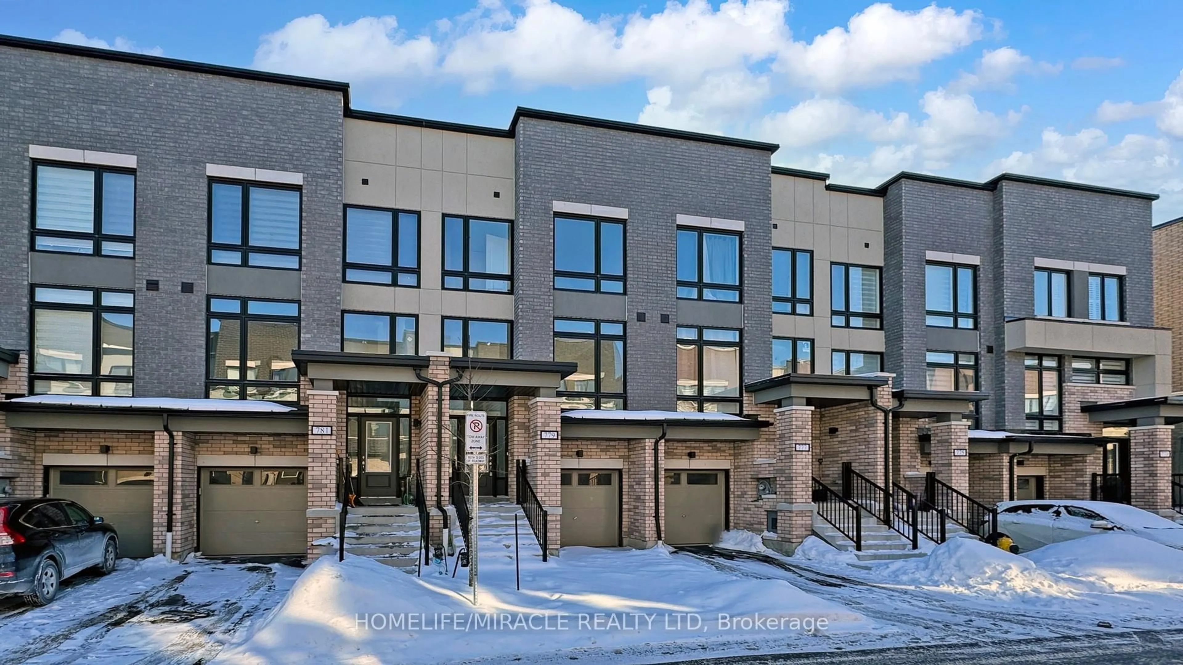 Unknown for 779 Heathrow Path, Oshawa Ontario L1K 3G4