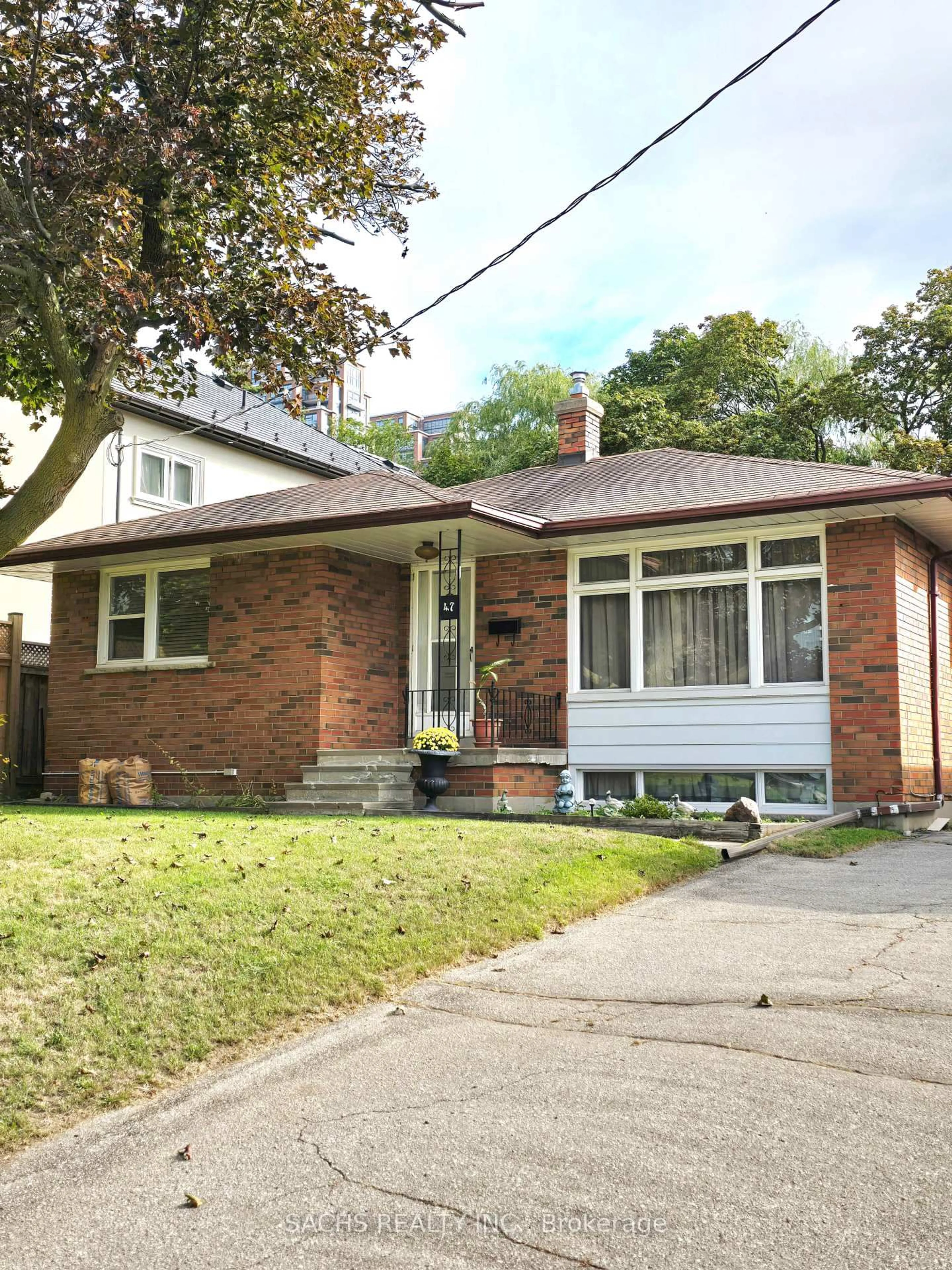 Home with brick exterior material, street for 47 HEATHERINGTON Dr, Toronto Ontario M1T 1N3