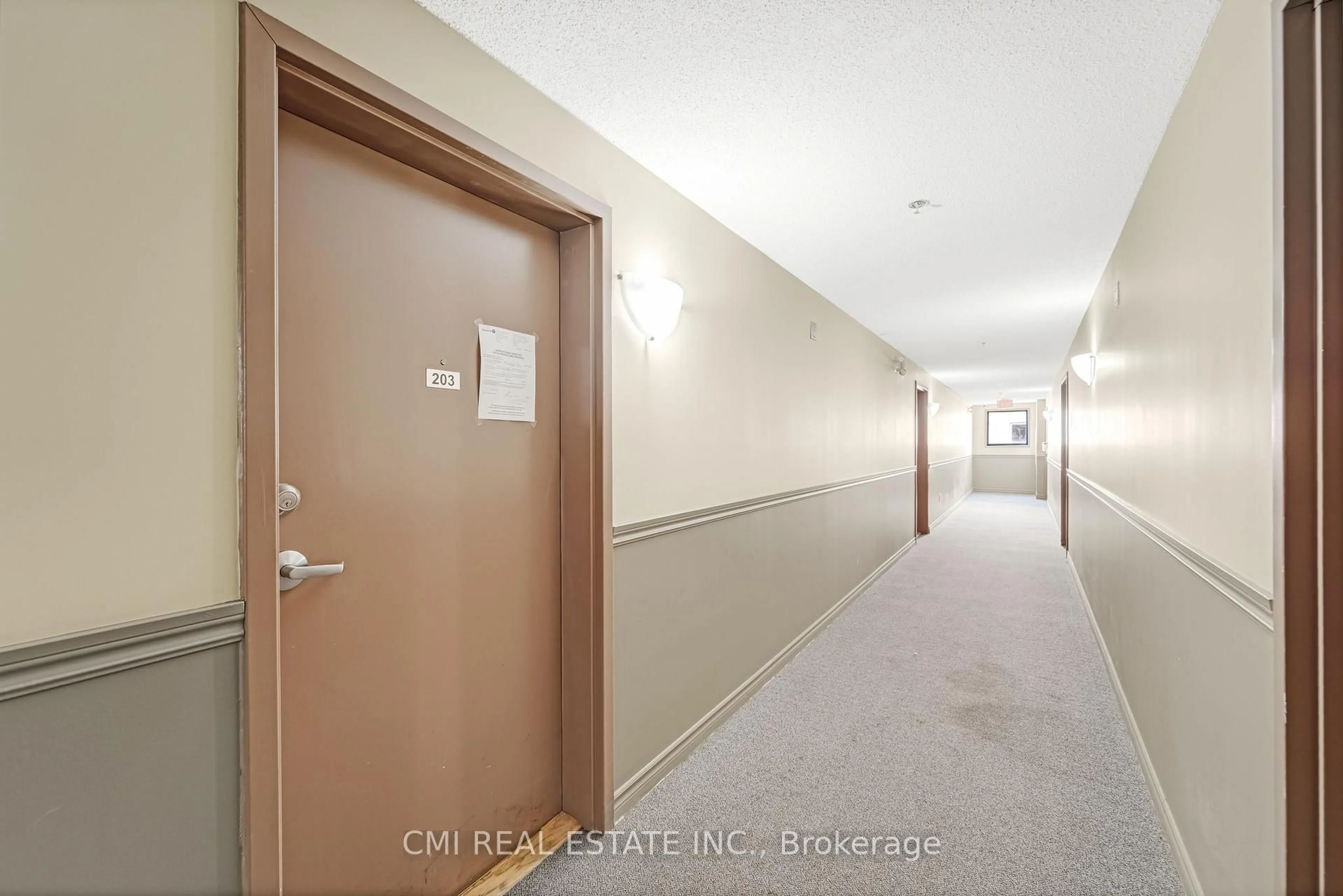 Indoor foyer for 5225 Finch Ave #203, Toronto Ontario M1S 5W8