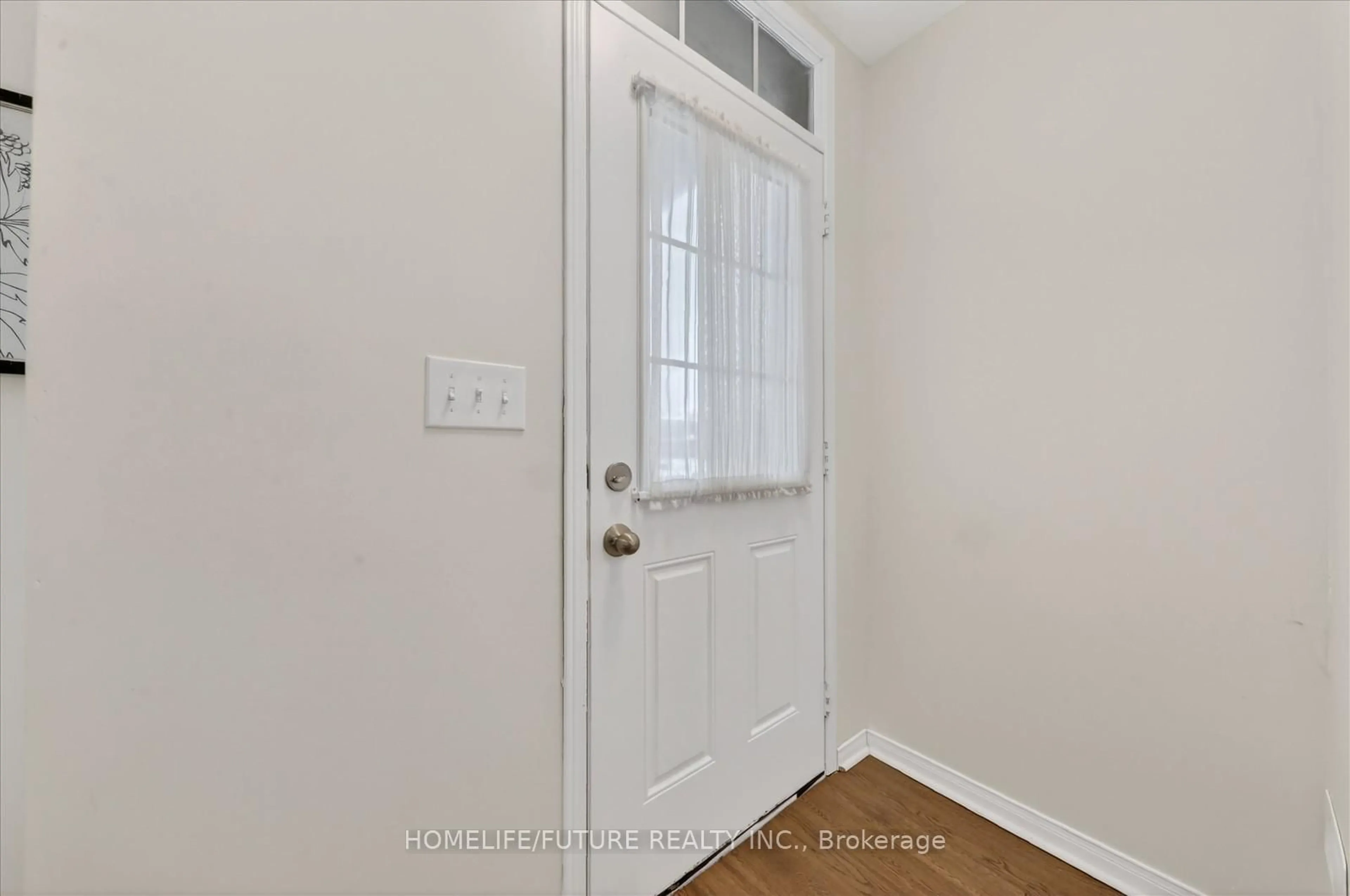 Indoor entryway for 84 Quarrie Lane, Ajax Ontario L1T 0N1