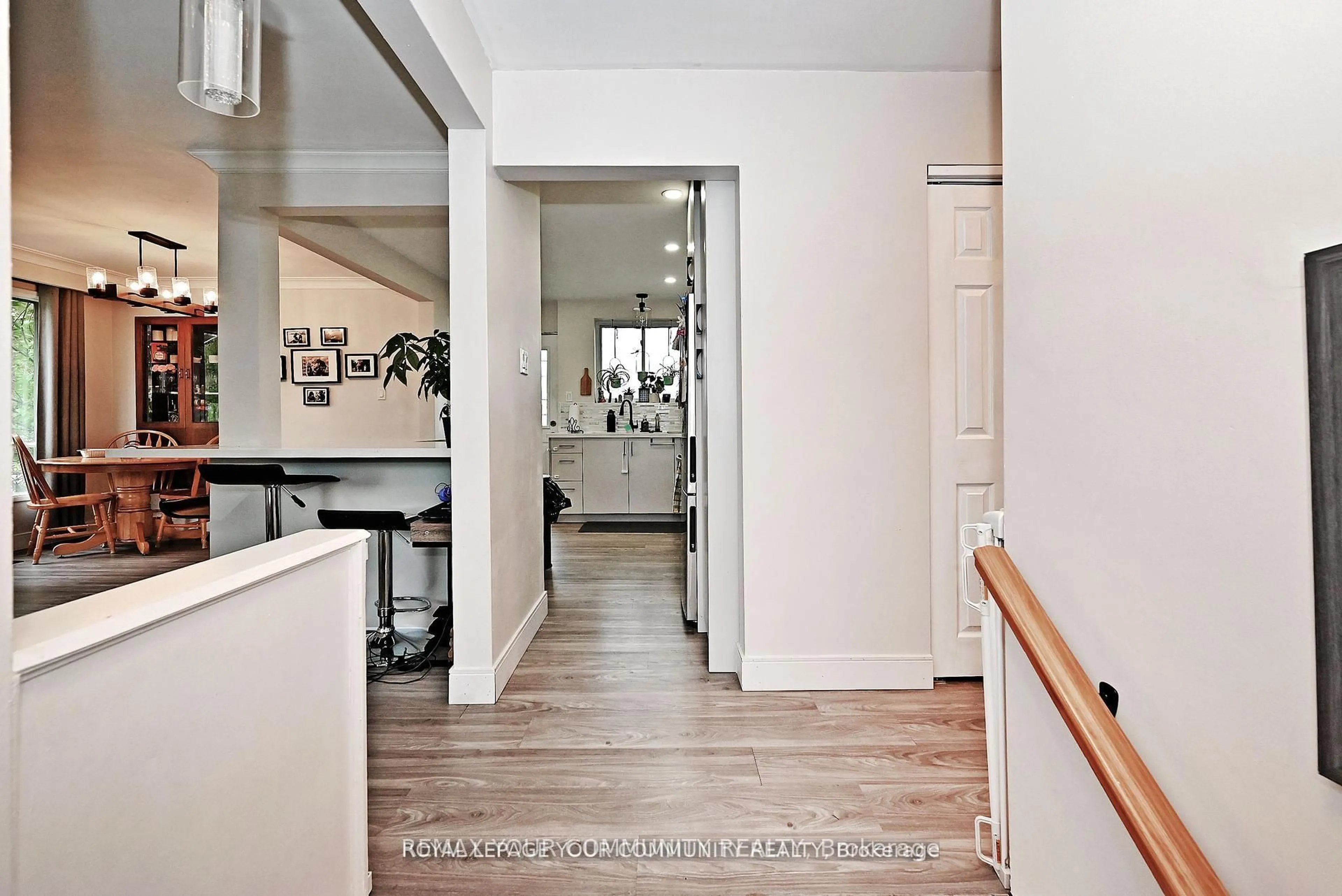 Indoor entryway for 39 Penworth Rd, Toronto Ontario M1R 4P6