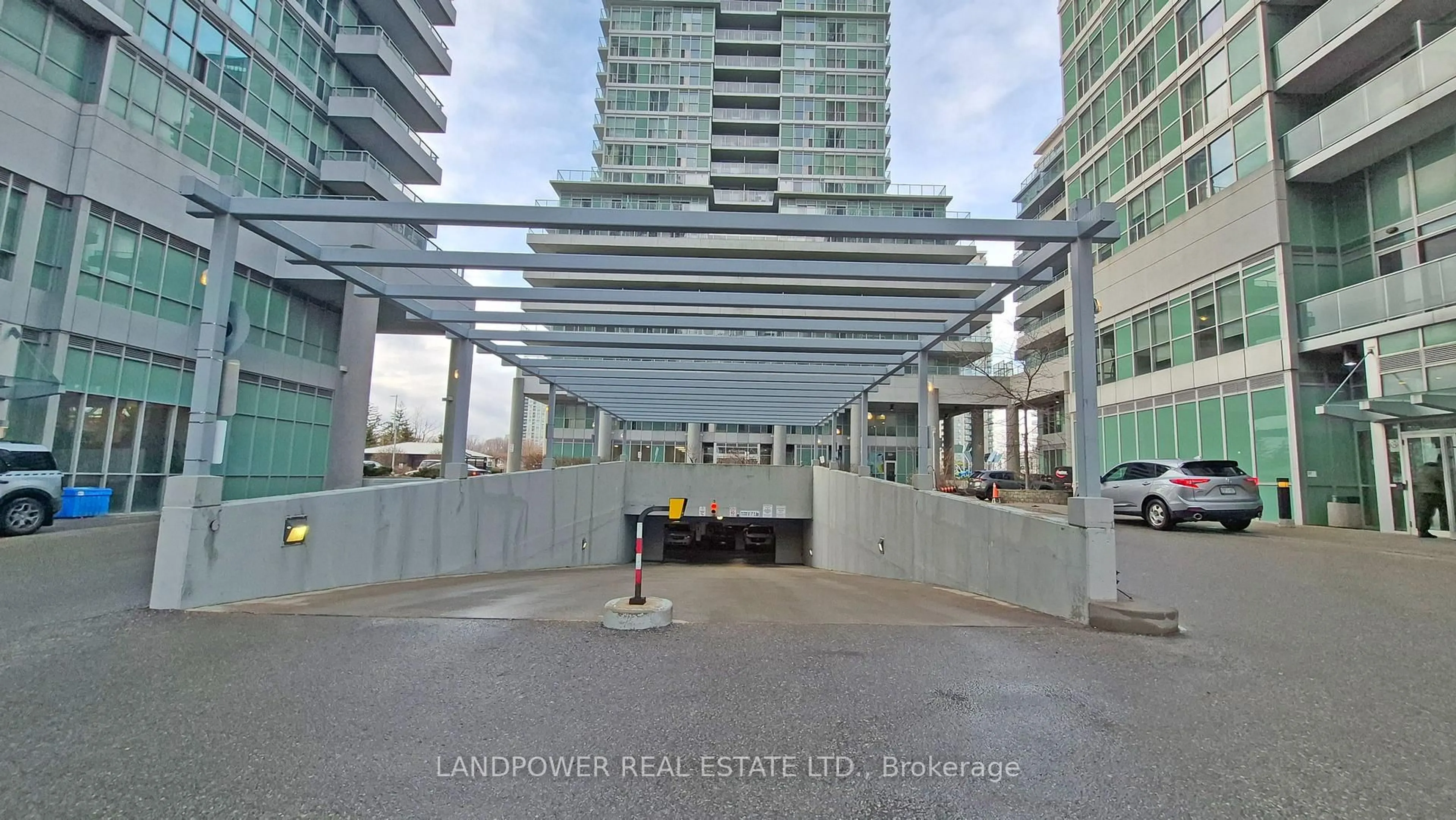 Indoor foyer for 50 Town Centre Crt #1008, Toronto Ontario M1P 0A9