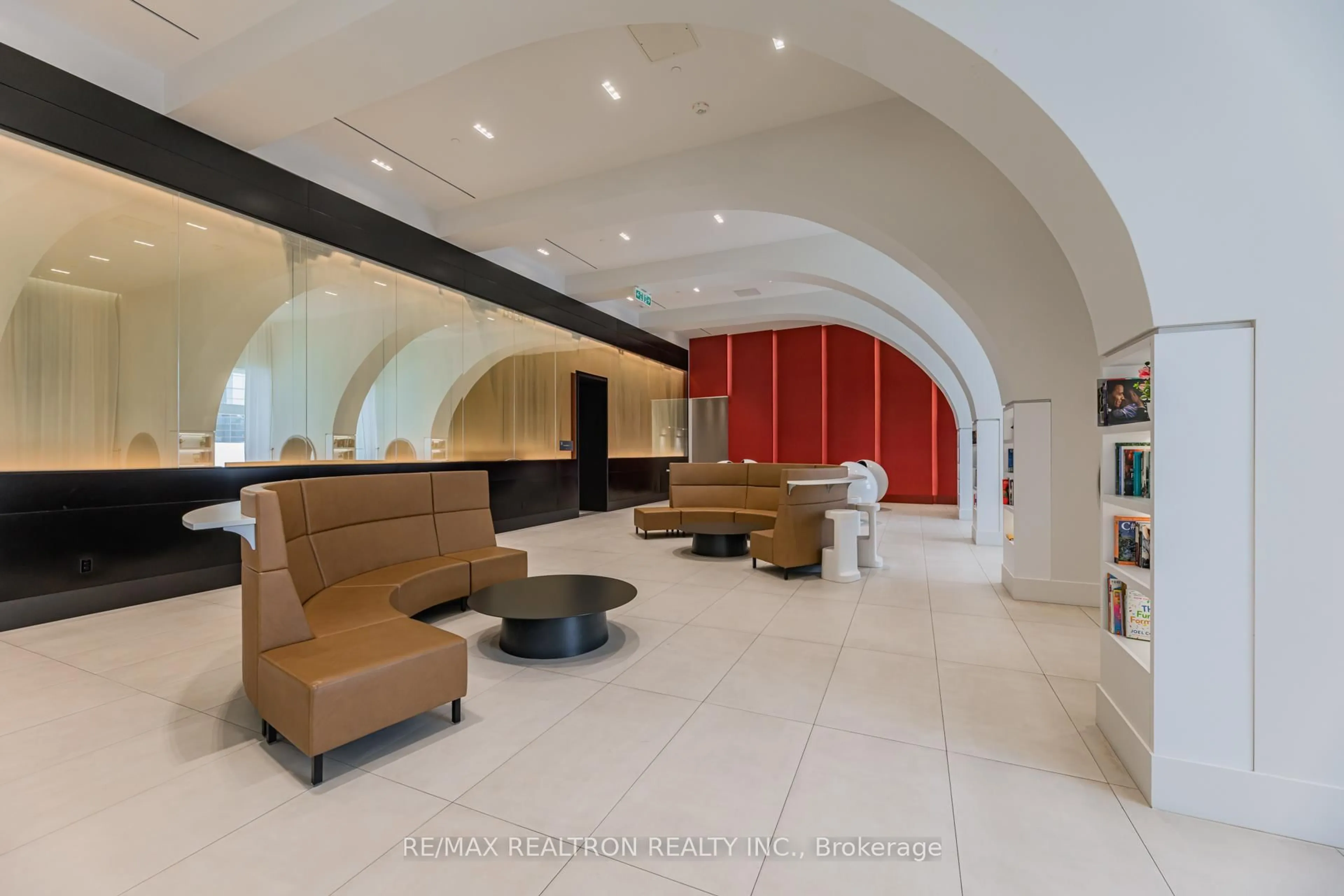 Lobby for 2033 Kennedy Rd #2008, Toronto Ontario M1T 0B9