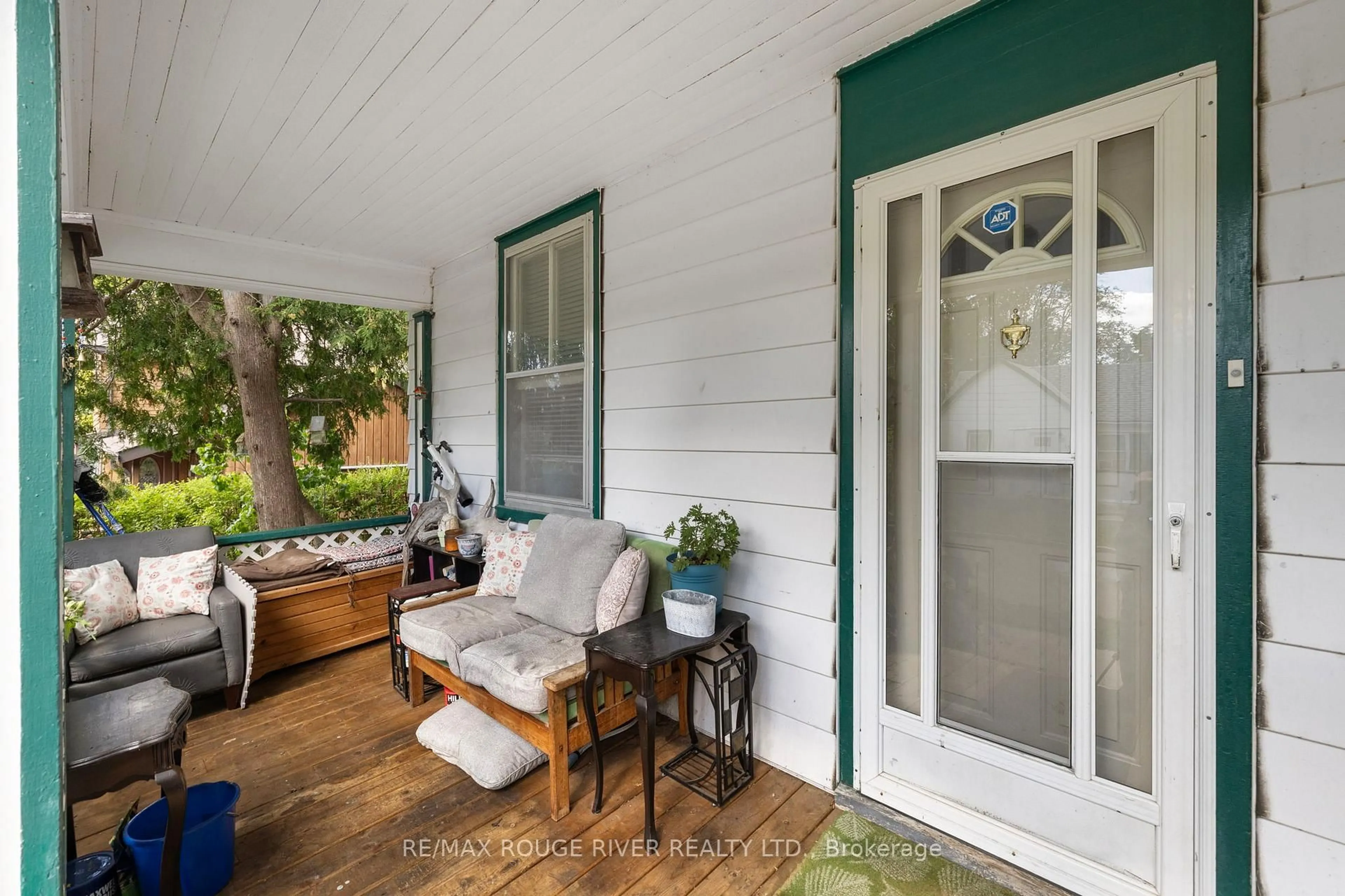 Patio, street for 20 Odell St, Clarington Ontario L1C 1Z5