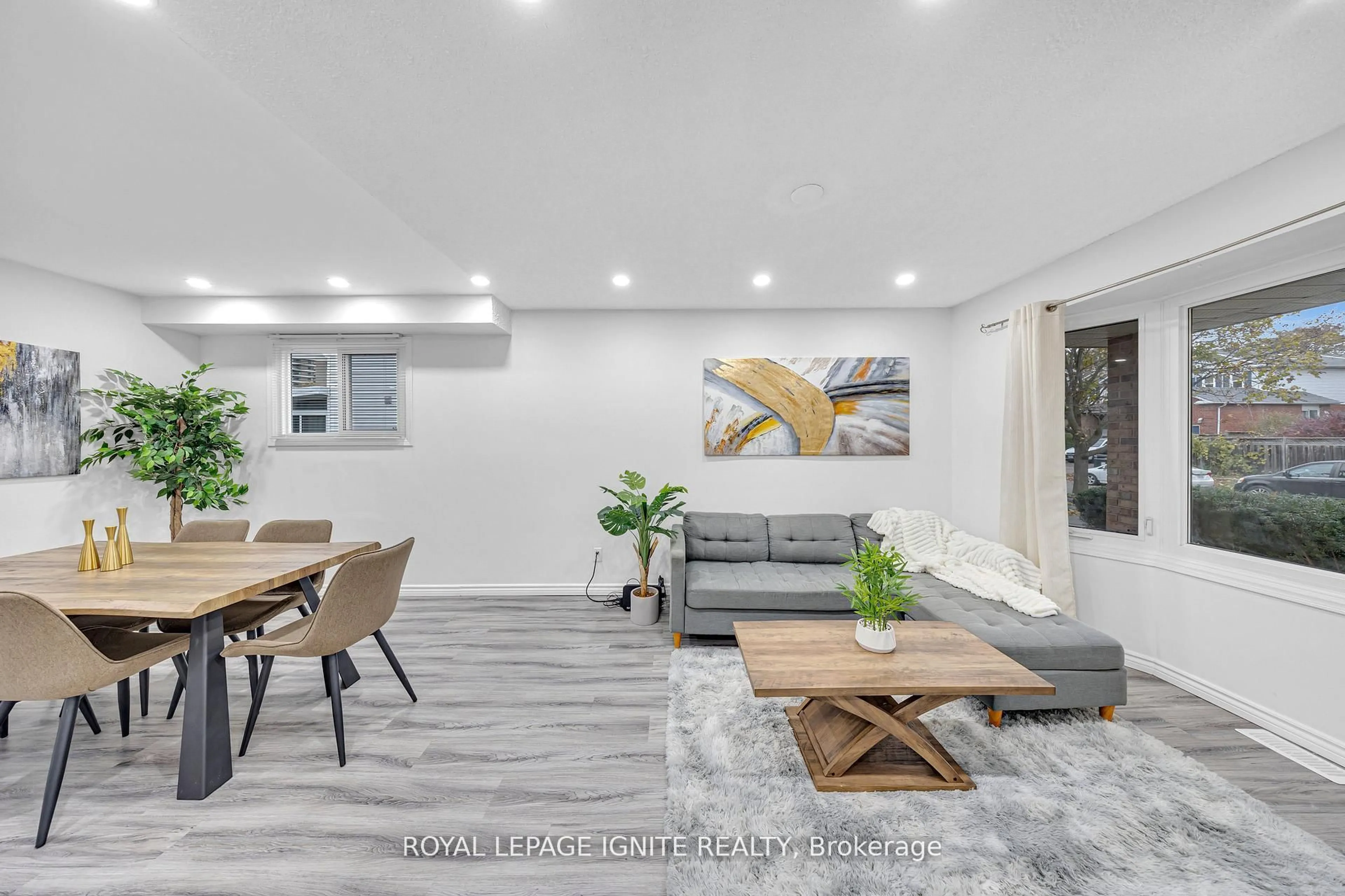 Unknown for 431 Cobblehill Dr, Oshawa Ontario L1K 1Y6