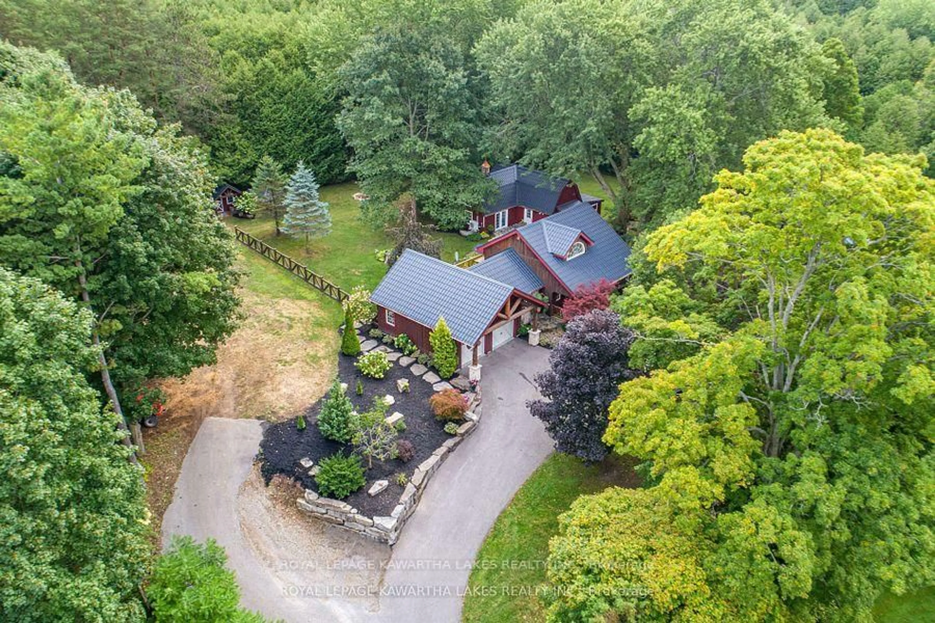 A pic from outside/outdoor area/front of a property/back of a property/a pic from drone, unknown for 7725 Leskard Rd, Clarington Ontario L0B 1M0