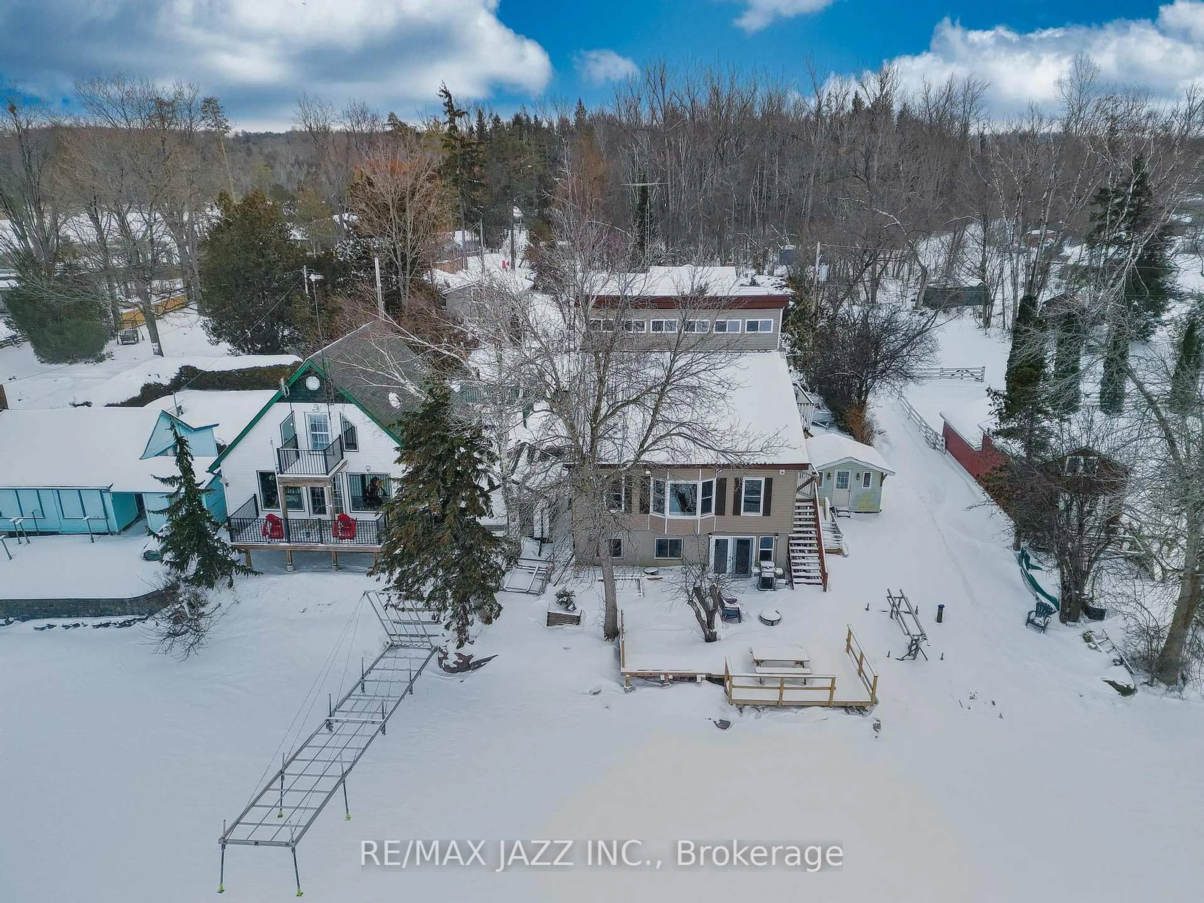A pic from outside/outdoor area/front of a property/back of a property/a pic from drone, building for 48 Johnstone Lane, Scugog Ontario L0B 1L0