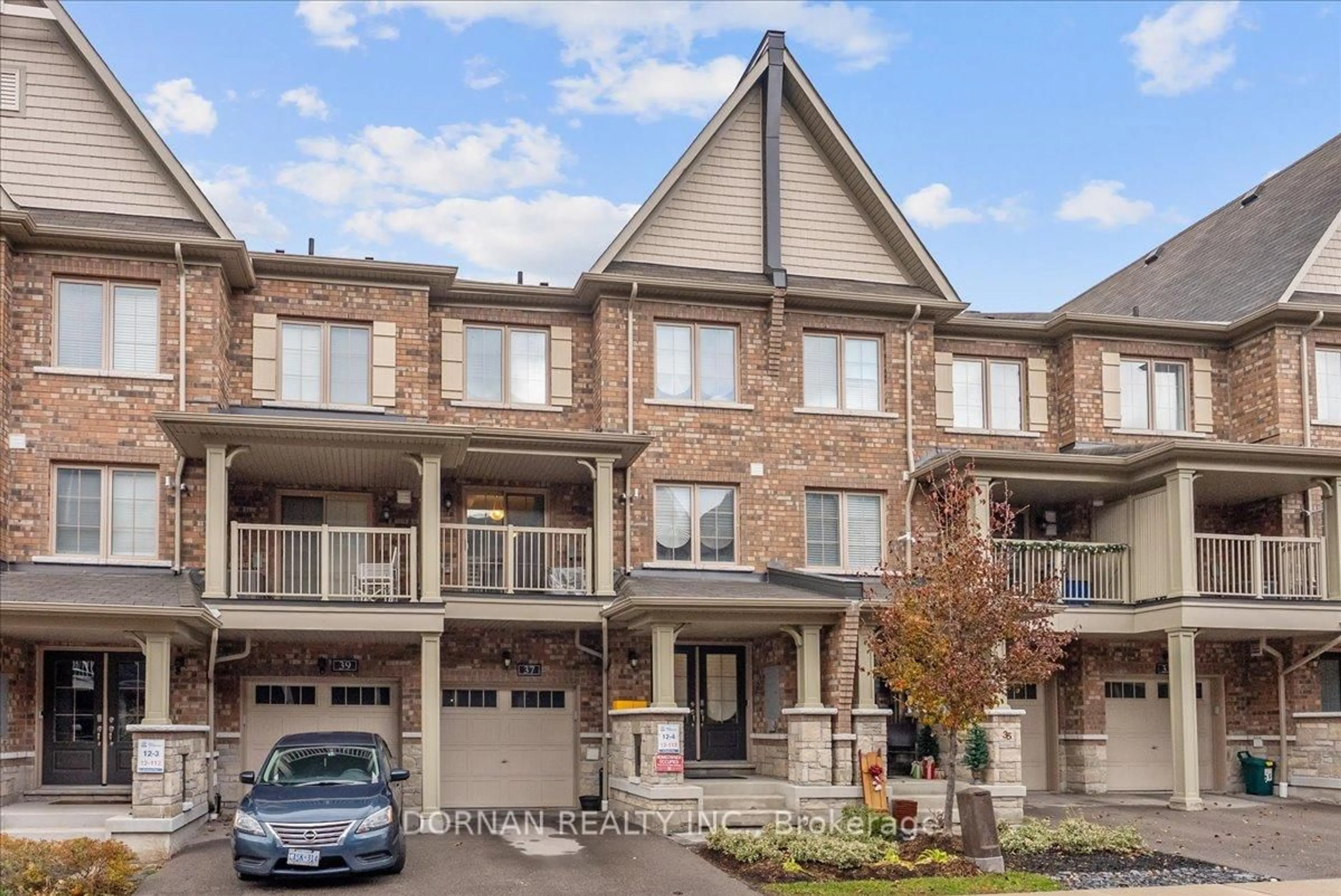 Unknown for 37 Mappin Way, Whitby Ontario L1R 0R4