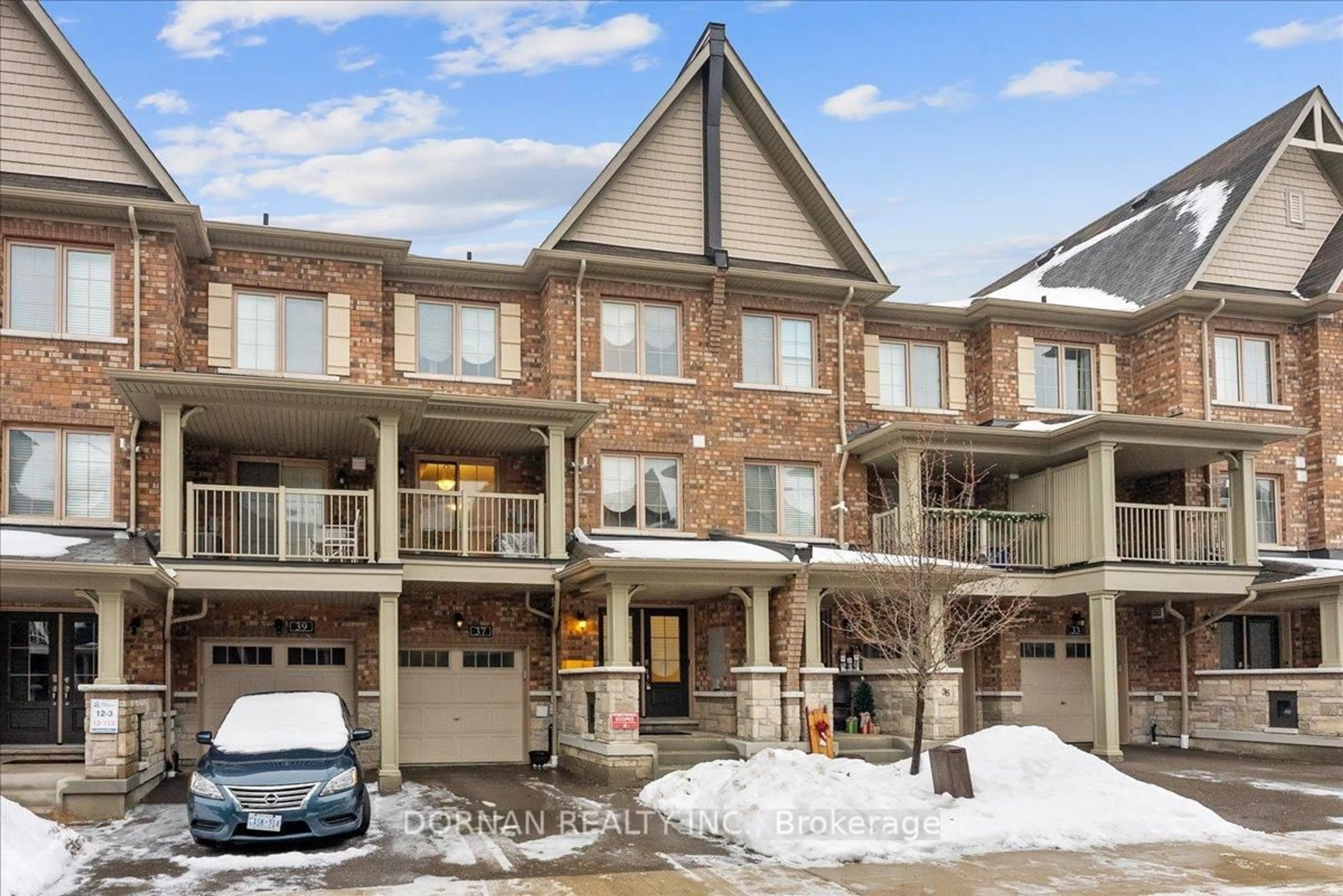 Unknown for 37 Mappin Way, Whitby Ontario L1R 0R4