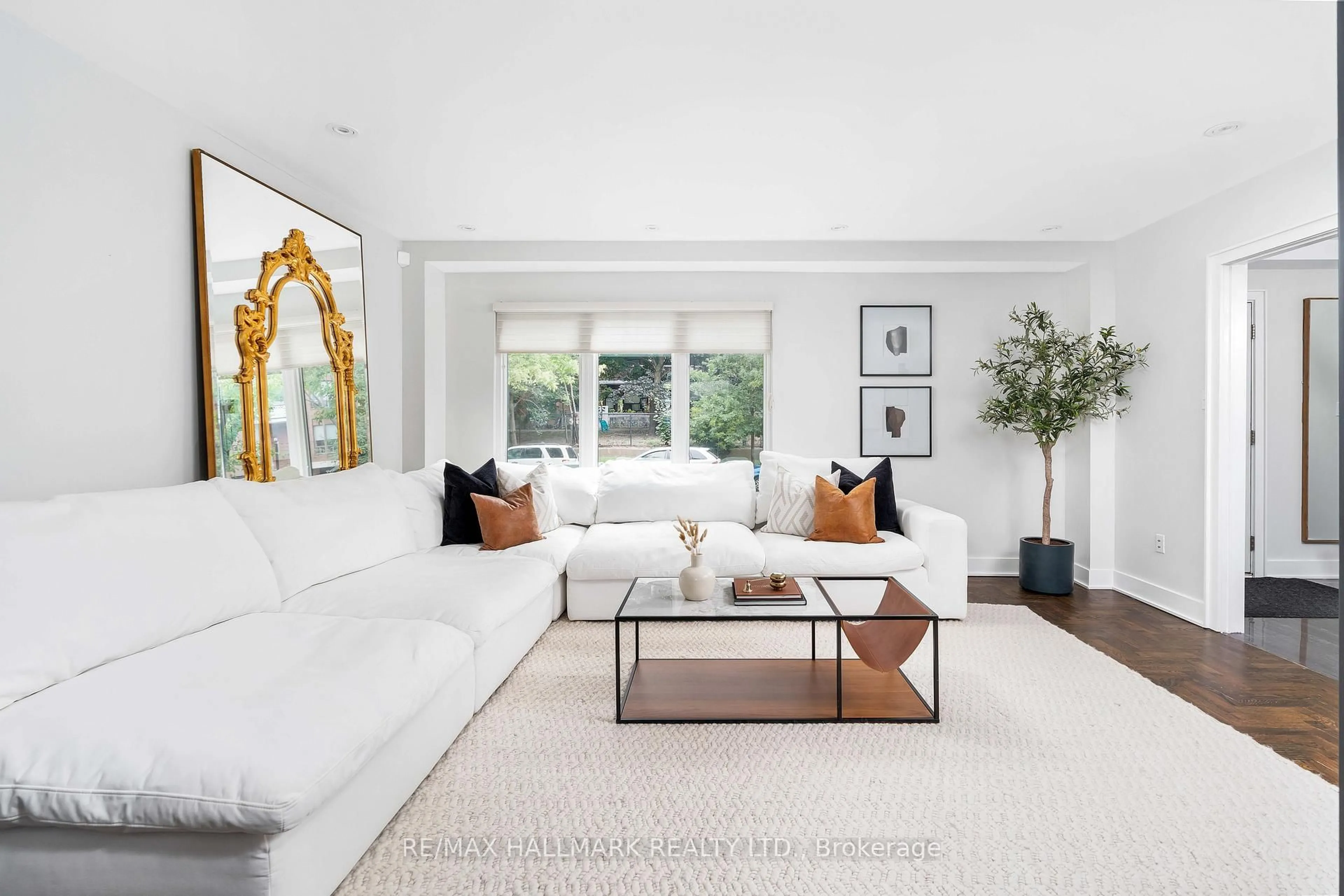 Living room with furniture, unknown for 274 Gowan Ave, Toronto Ontario M4J 2K6