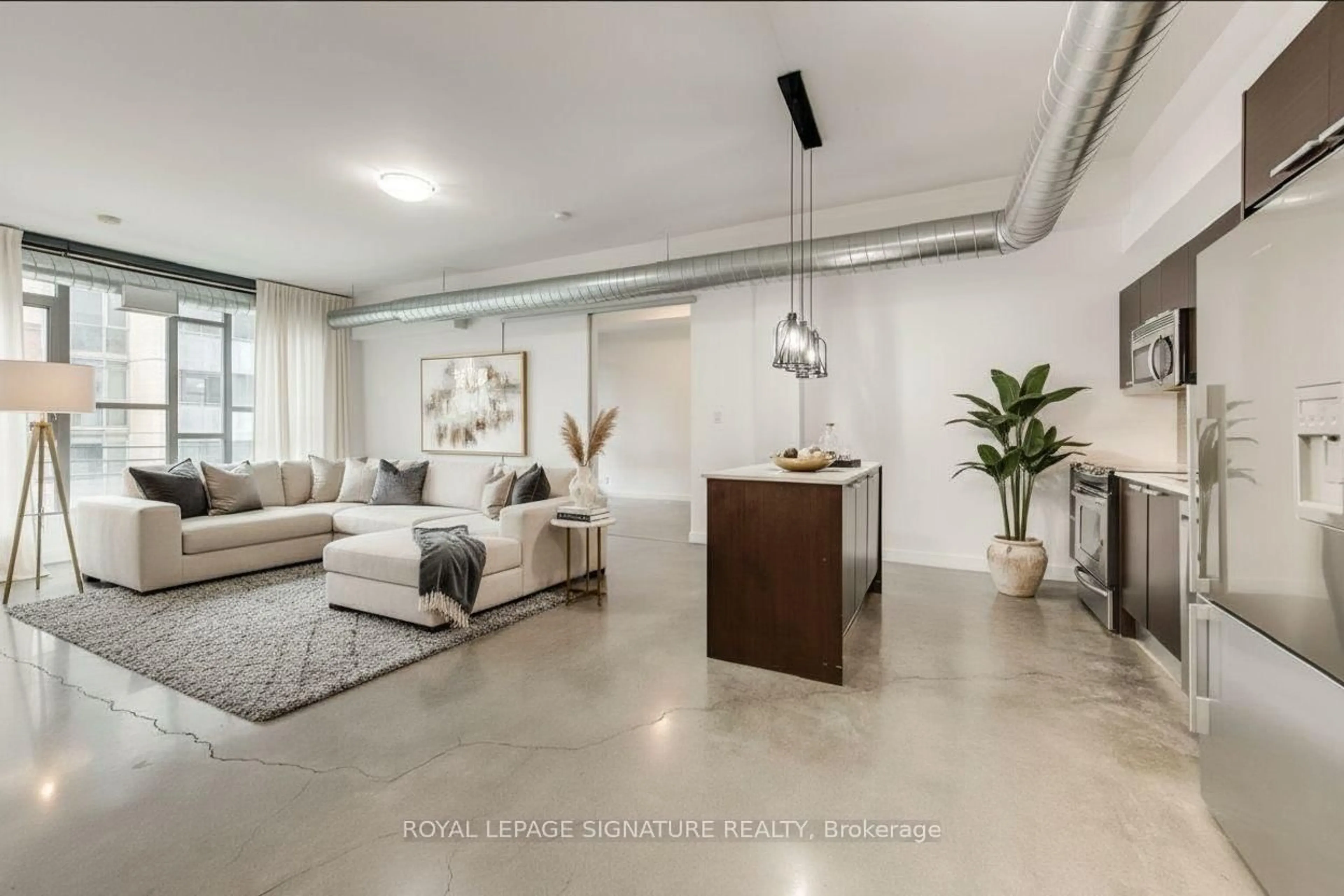 Unknown for 625 Queen St #211, Toronto Ontario M4M 1G7