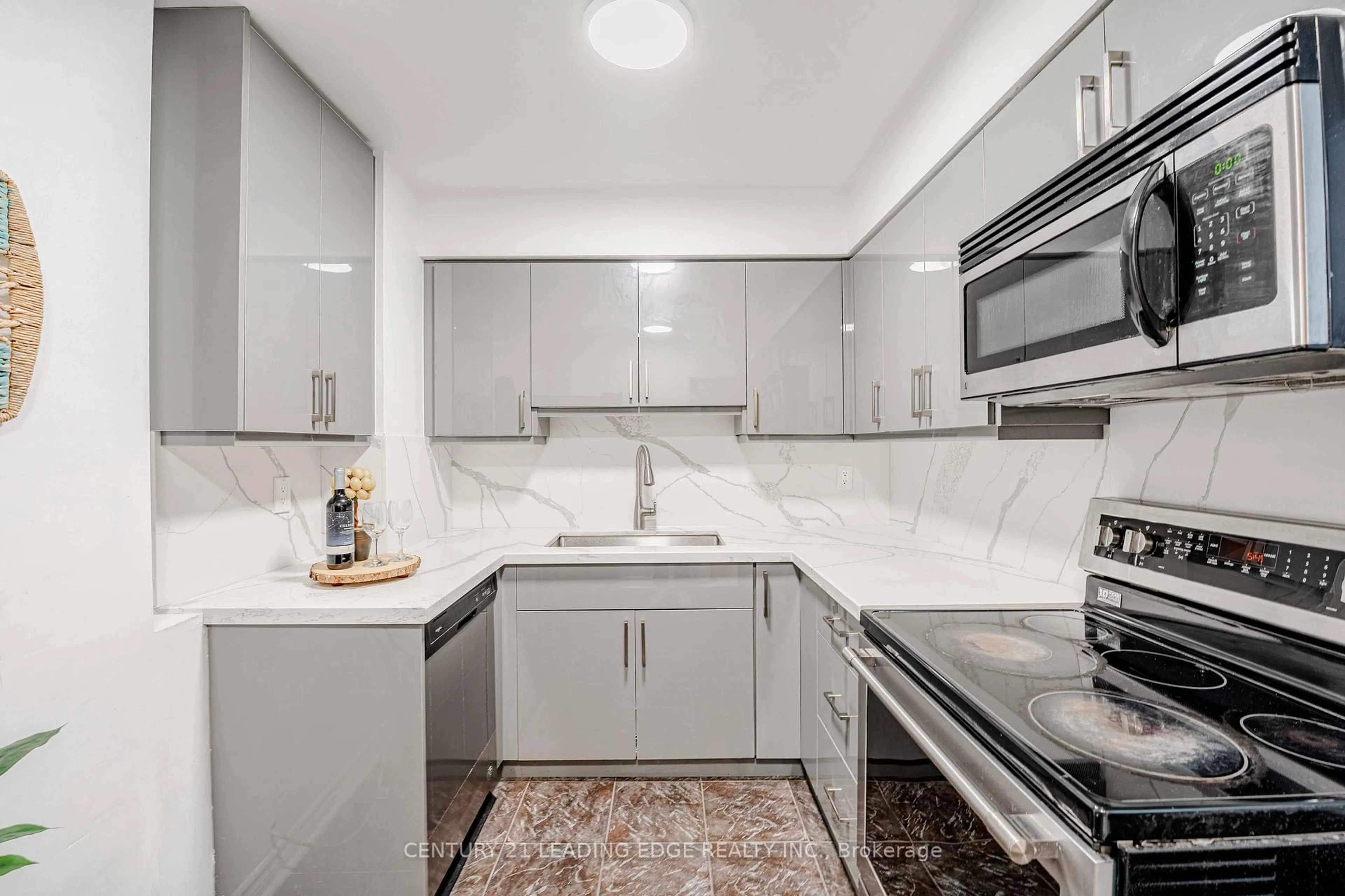 Standard kitchen, ceramic/tile floor for 15 Sewells Rd #801, Toronto Ontario M1B 3V7