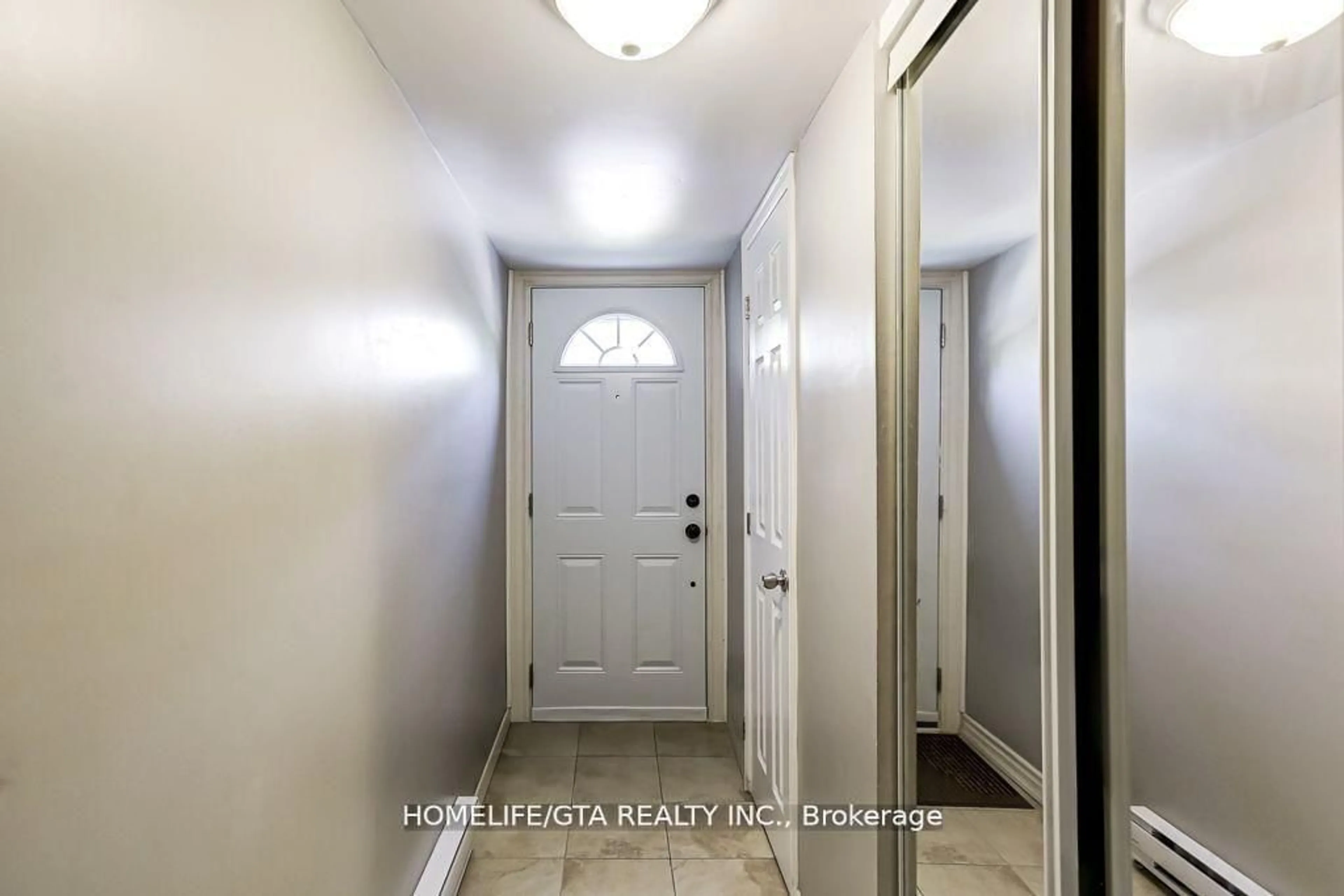 Indoor entryway for 1915 Denmar Rd #136, Pickering Ontario L1V 3E1