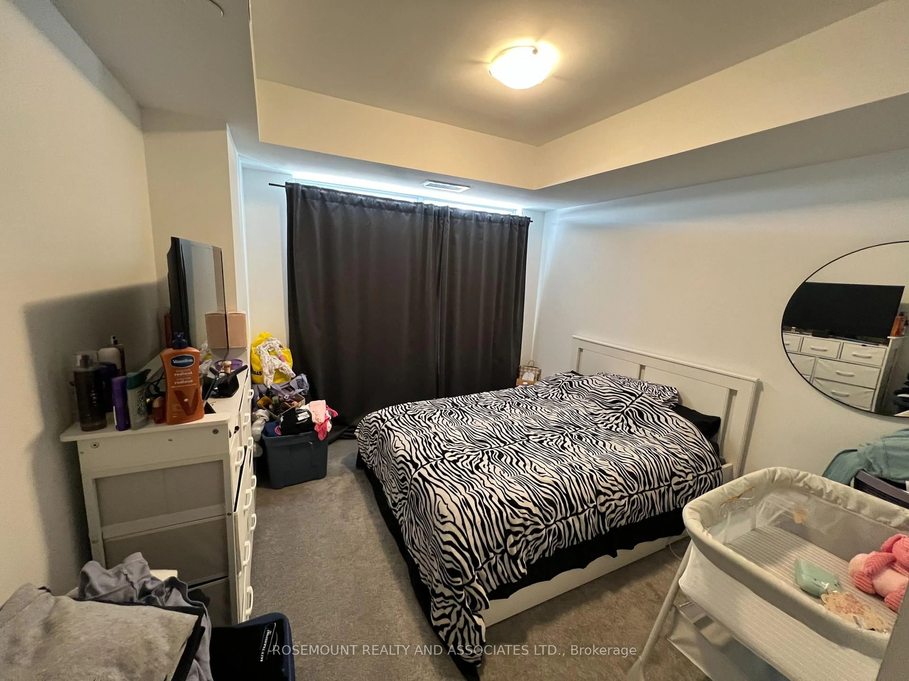 A pic of a room for 1455 Celebration Dr #307, Pickering Ontario L1W 1L8