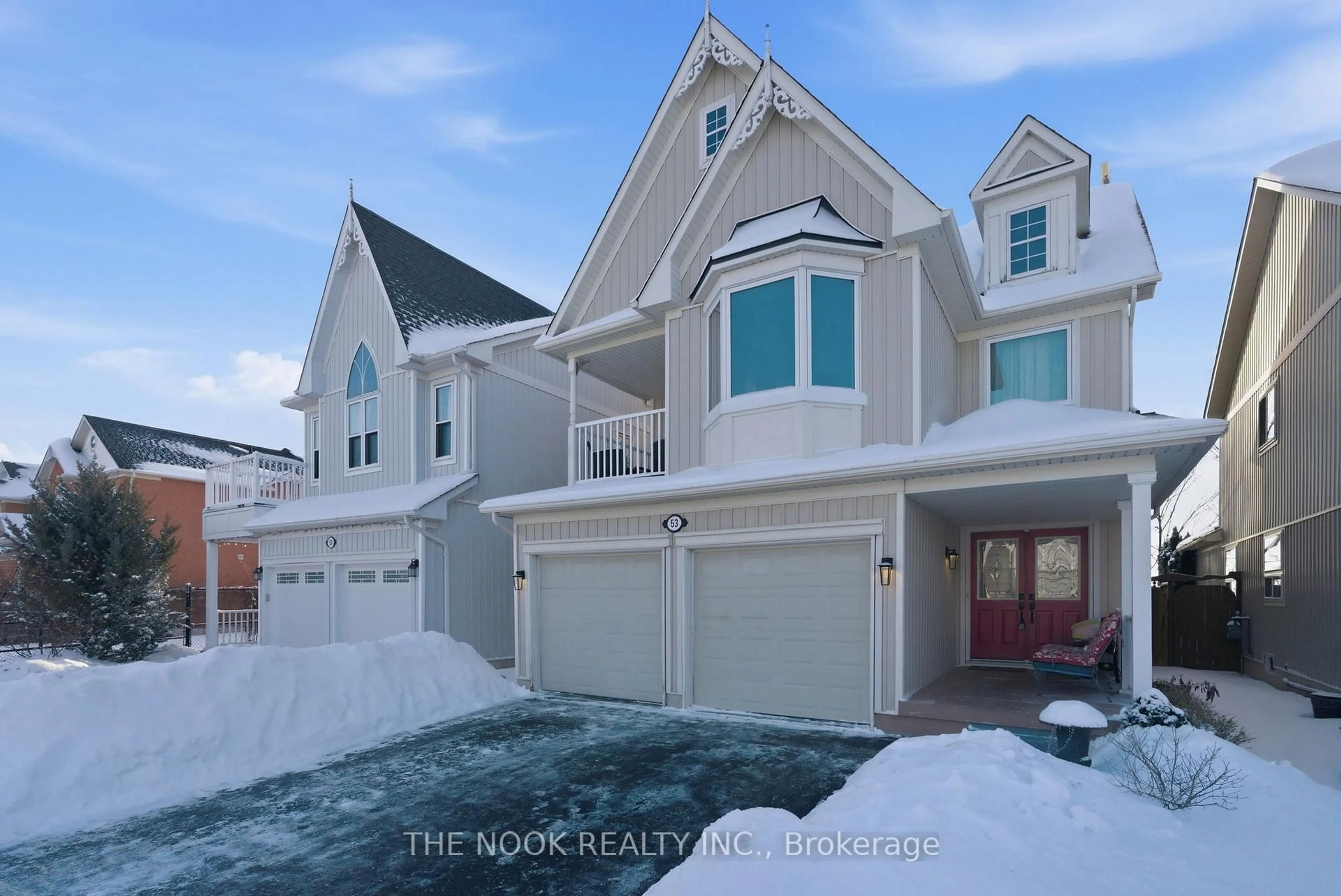 Home with vinyl exterior material, street for 53 Kinross Ave, Whitby Ontario L1M 2C4