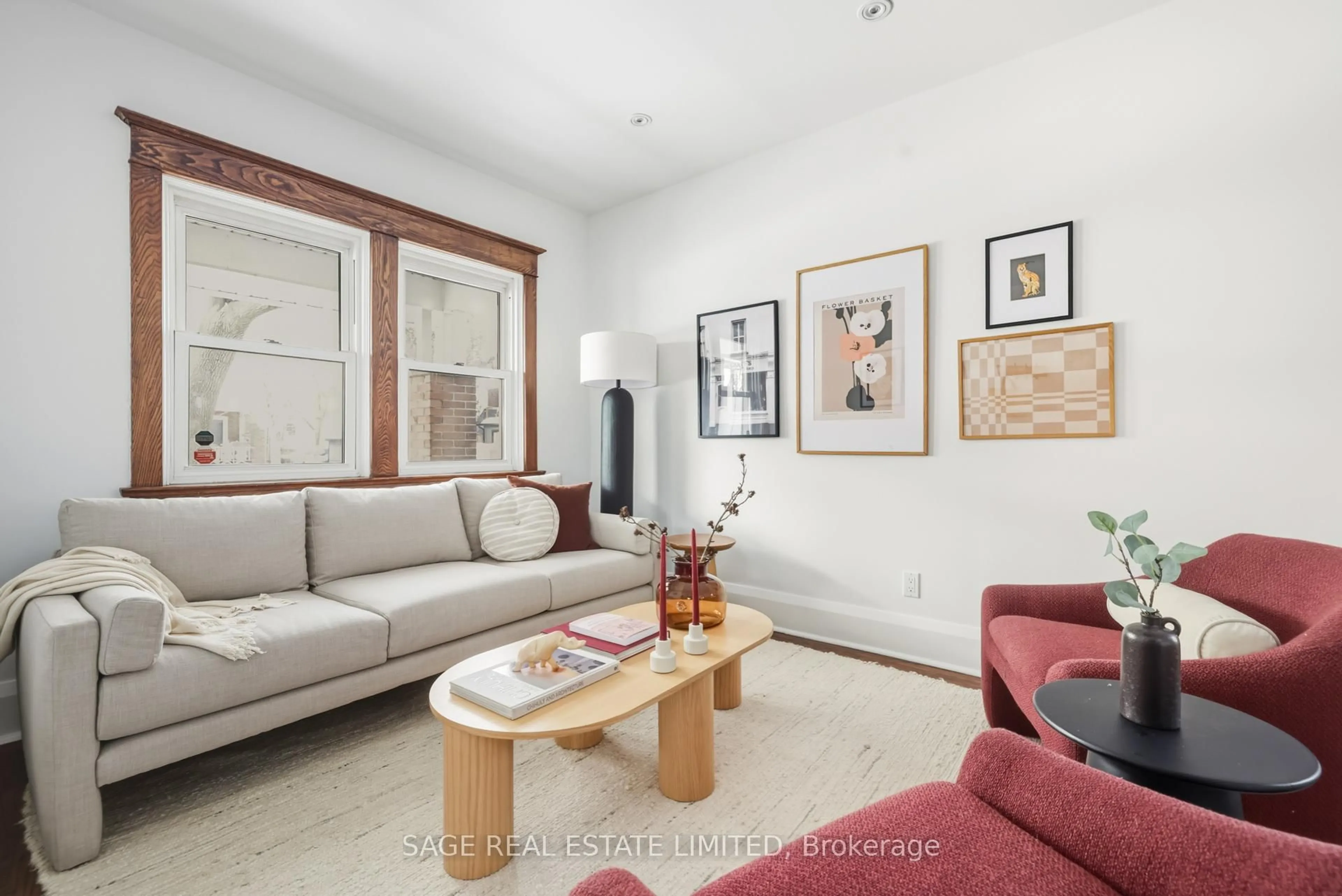 Living room with furniture, unknown for 193 Gainsborough Rd, Toronto Ontario M4L 3C5