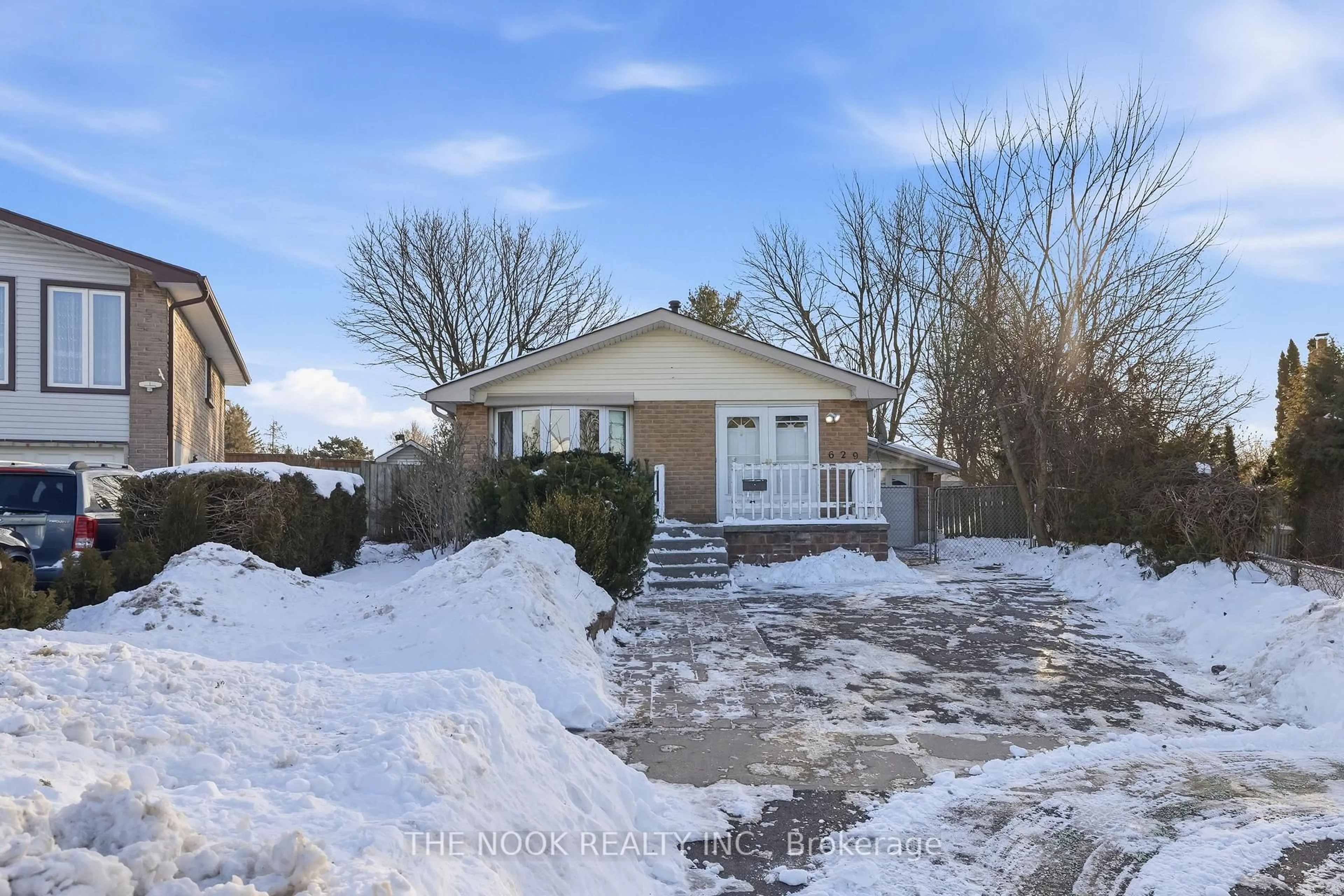 Unknown for 629 Capilano Cres, Oshawa Ontario L1H 7V3