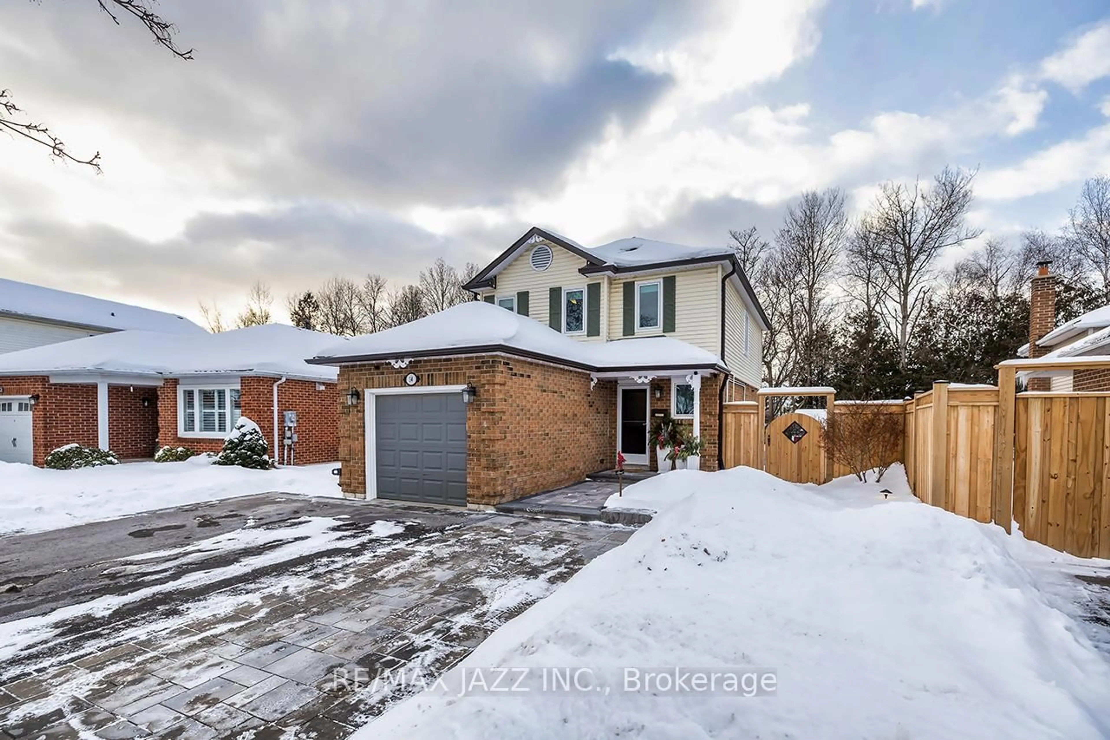 Home with brick exterior material, street for 14 Goldpine Ave, Clarington Ontario L1E 1N7