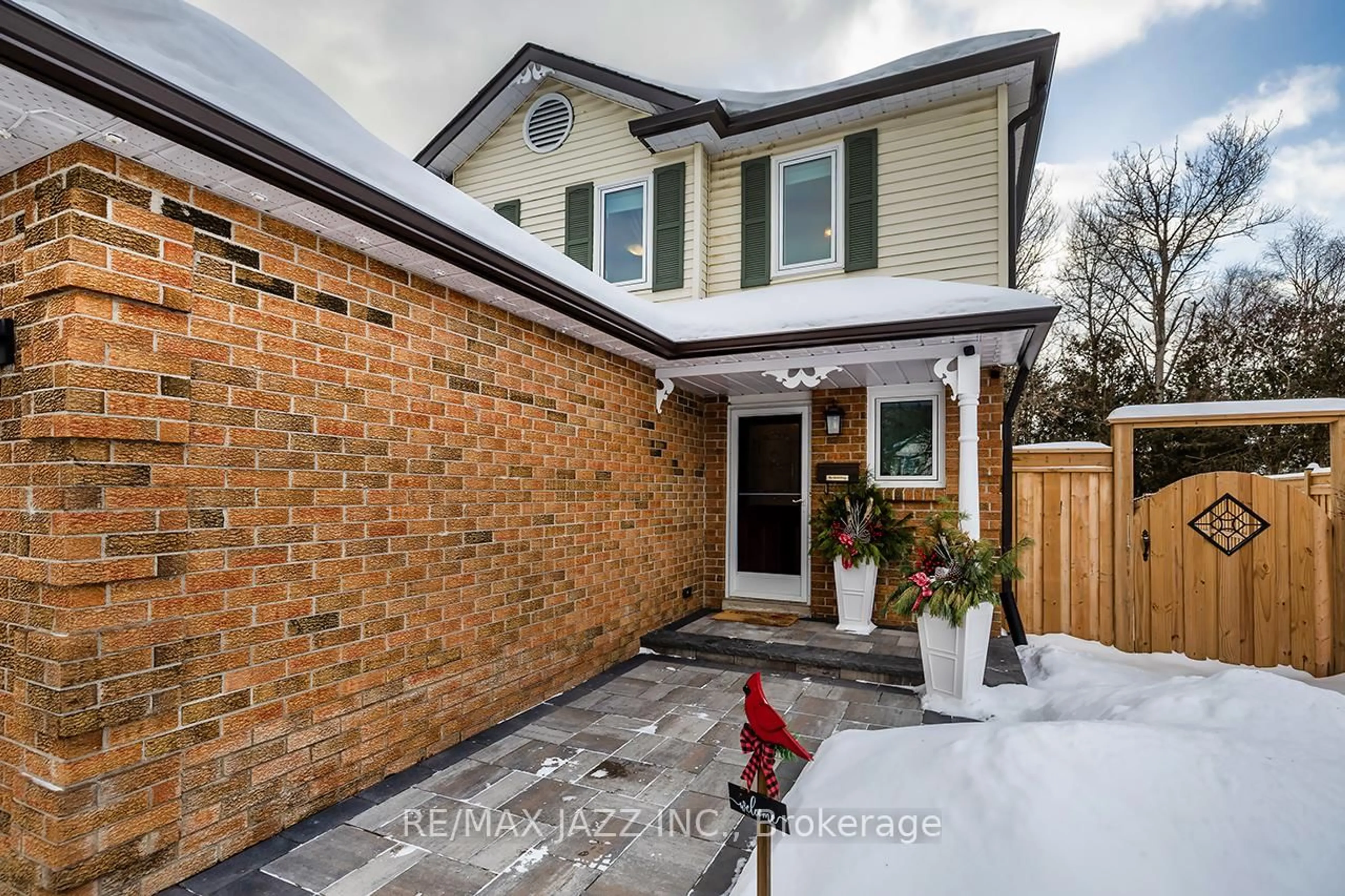 Home with brick exterior material, street for 14 Goldpine Ave, Clarington Ontario L1E 1N7