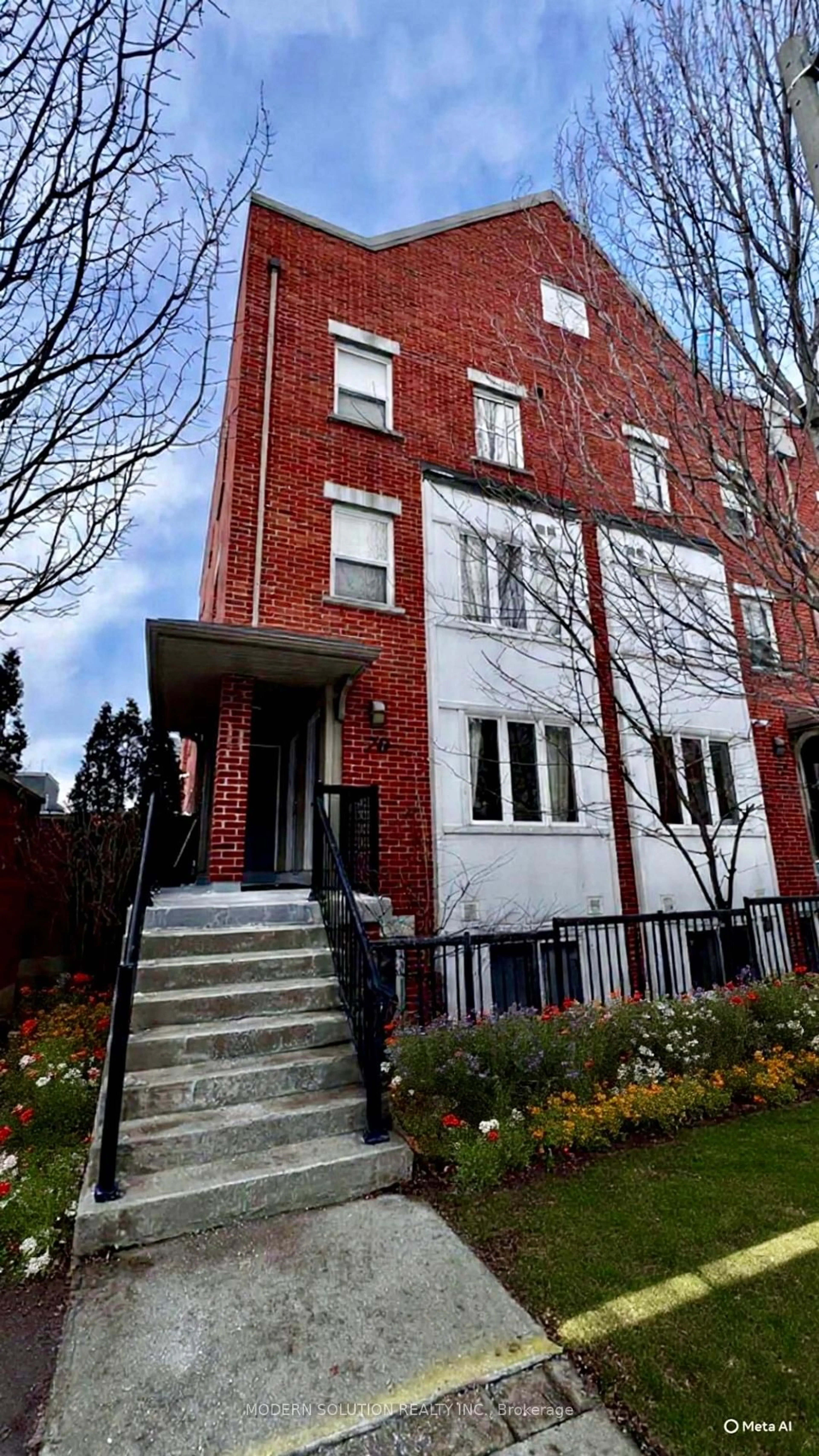Home with brick exterior material, street for 70 Munro St #3, Toronto Ontario M4M 2S9
