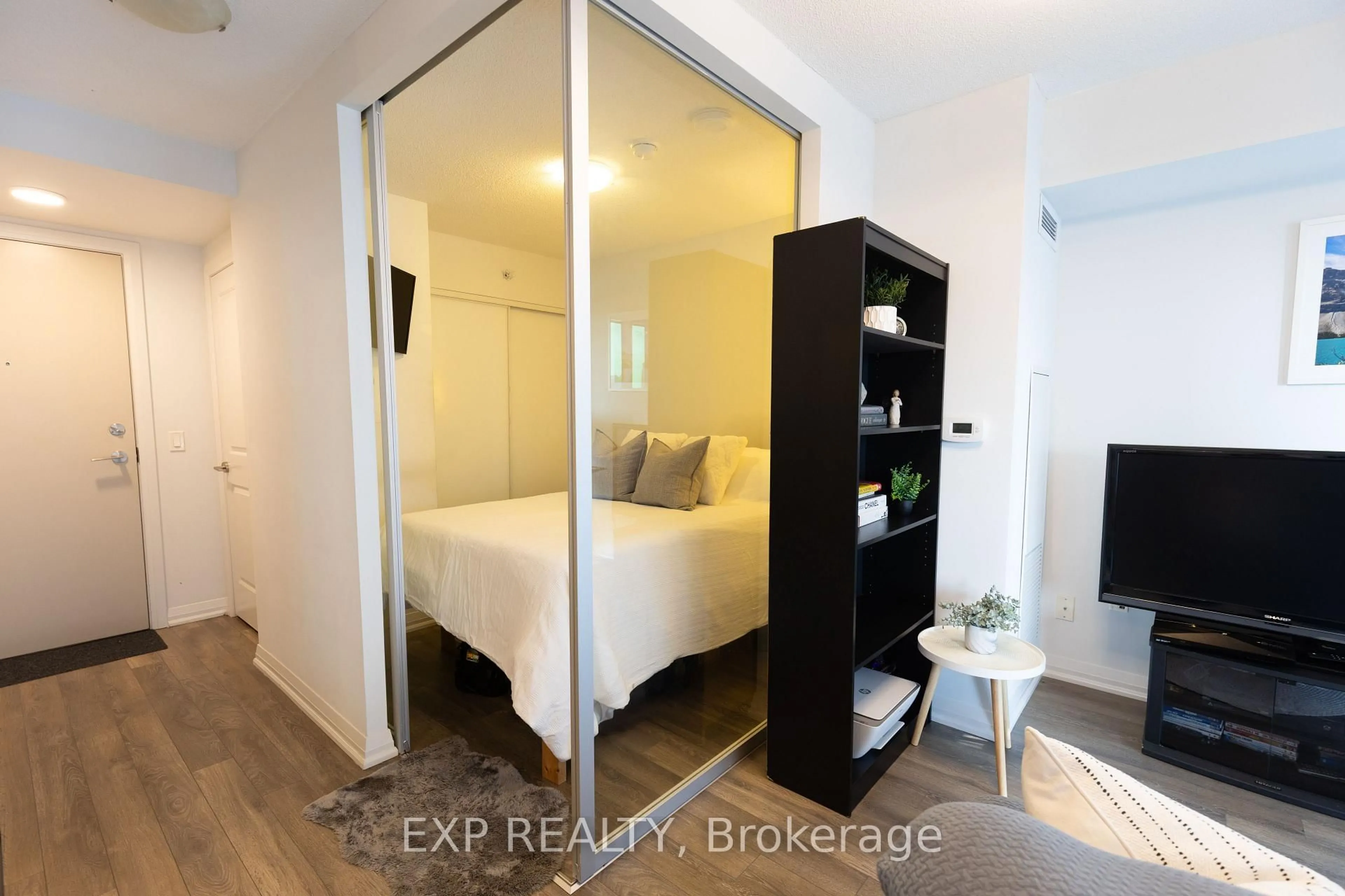 Unknown for 30 Meadowglen Pl #707, Toronto Ontario M1G 0A6