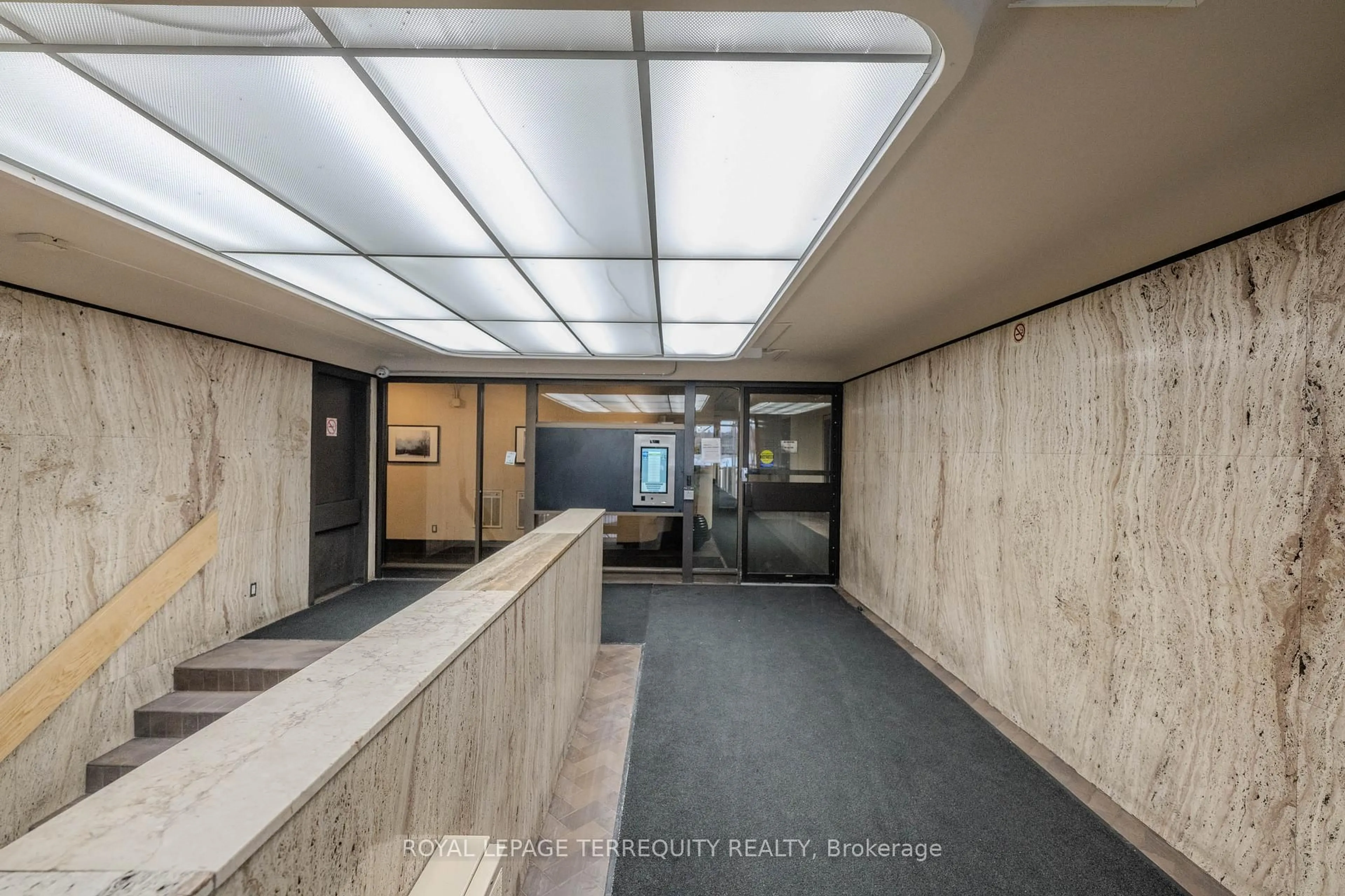 Indoor foyer for 1 Massey Sq #1703, Toronto Ontario M4C 5L4