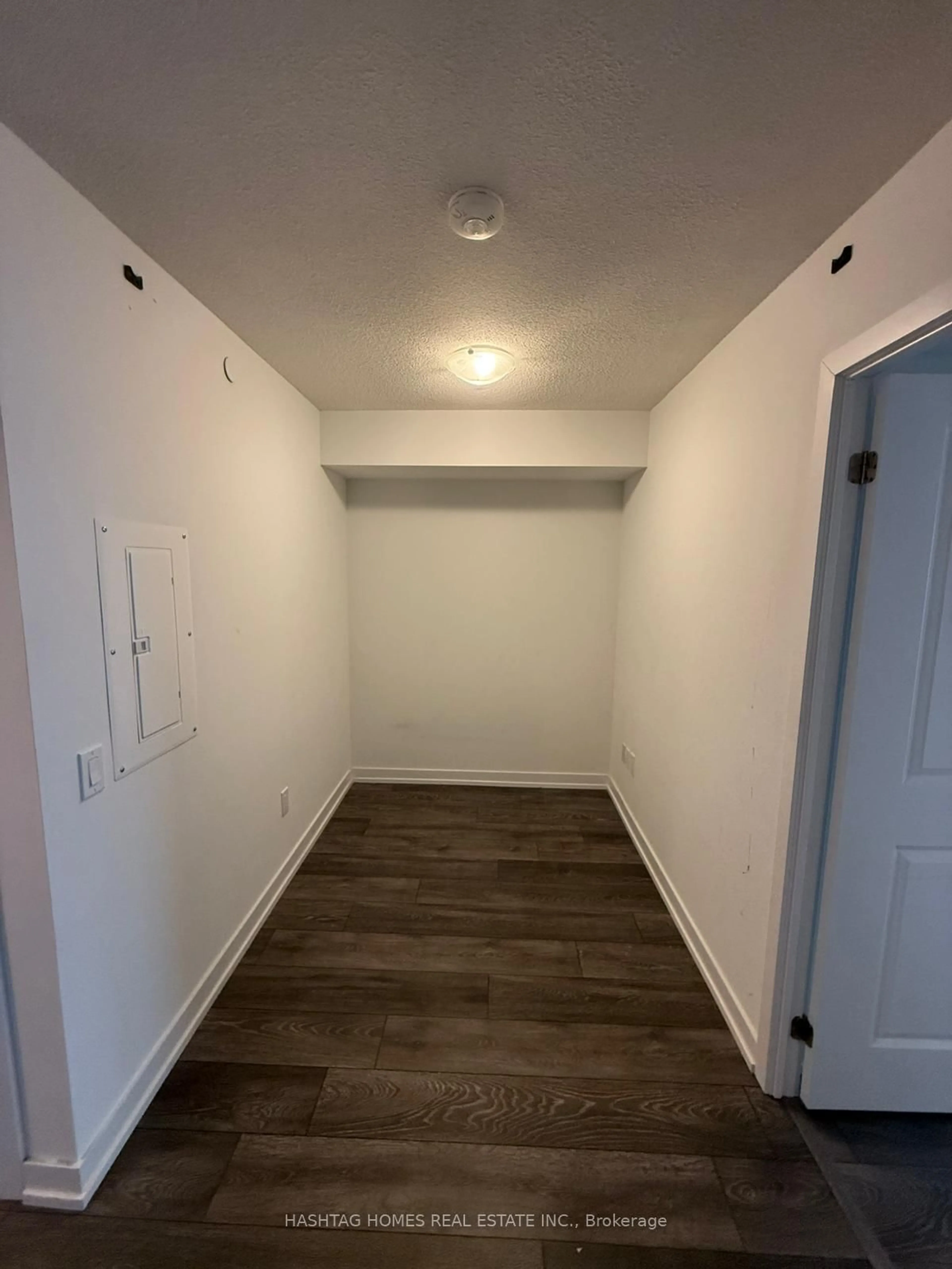 A pic of a room for 1455 Celebration Dr #901, Pickering Ontario L1W 1L8