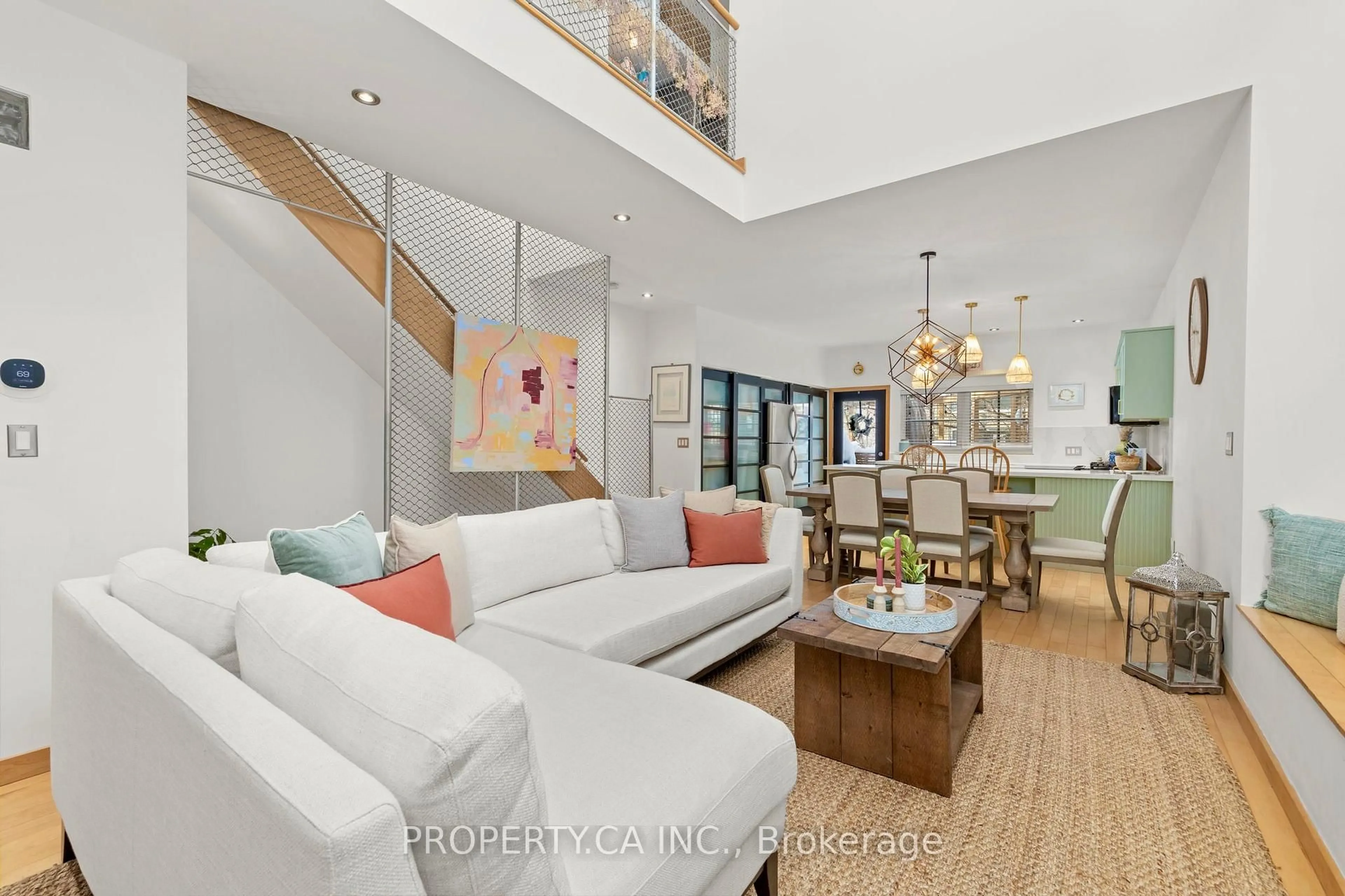 Living room with furniture, unknown for 494 Kingston Rd, Toronto Ontario M4L 1V3