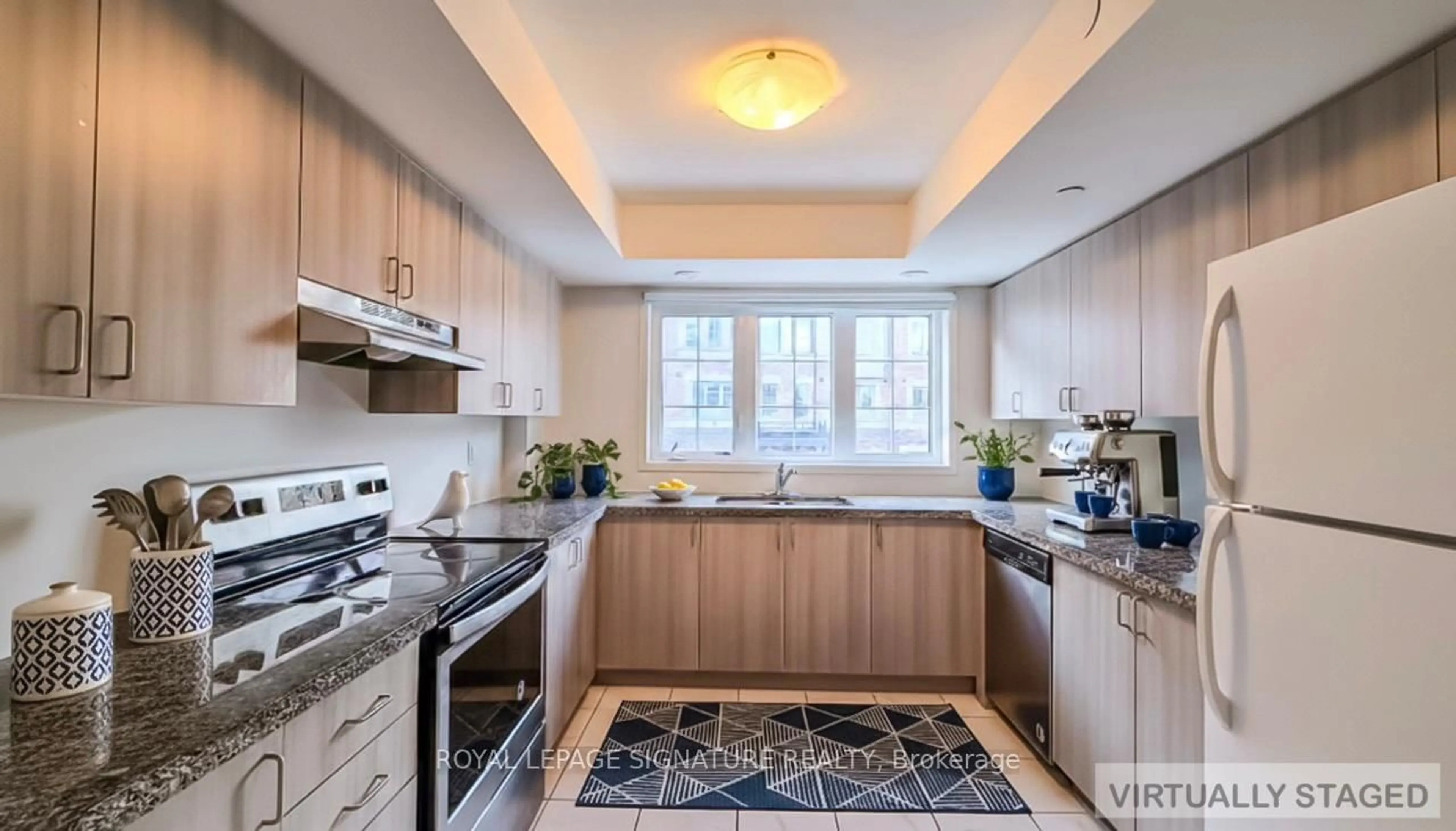 Open concept kitchen, ceramic/tile floor for 2650 Deputy Minister Path, Oshawa Ontario L1L 0M7