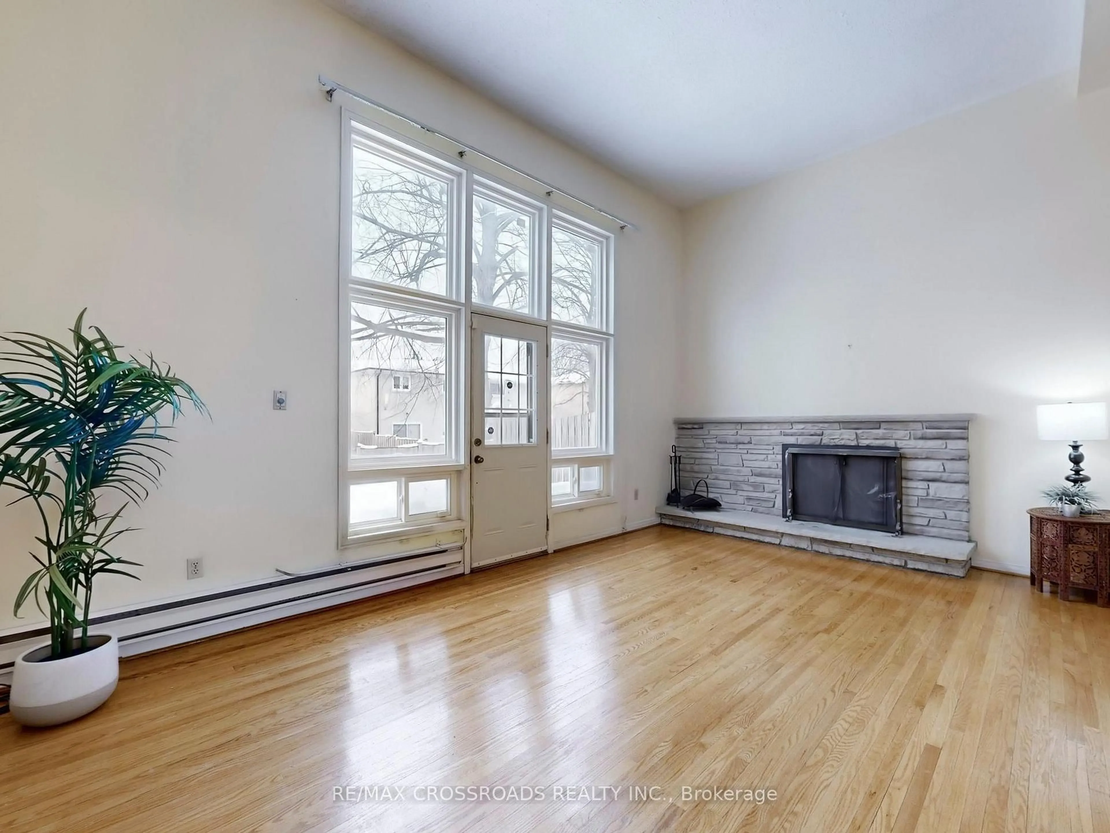 A pic of a room for 90 Crockamhill Dr ##23, Toronto Ontario M1S 2K9