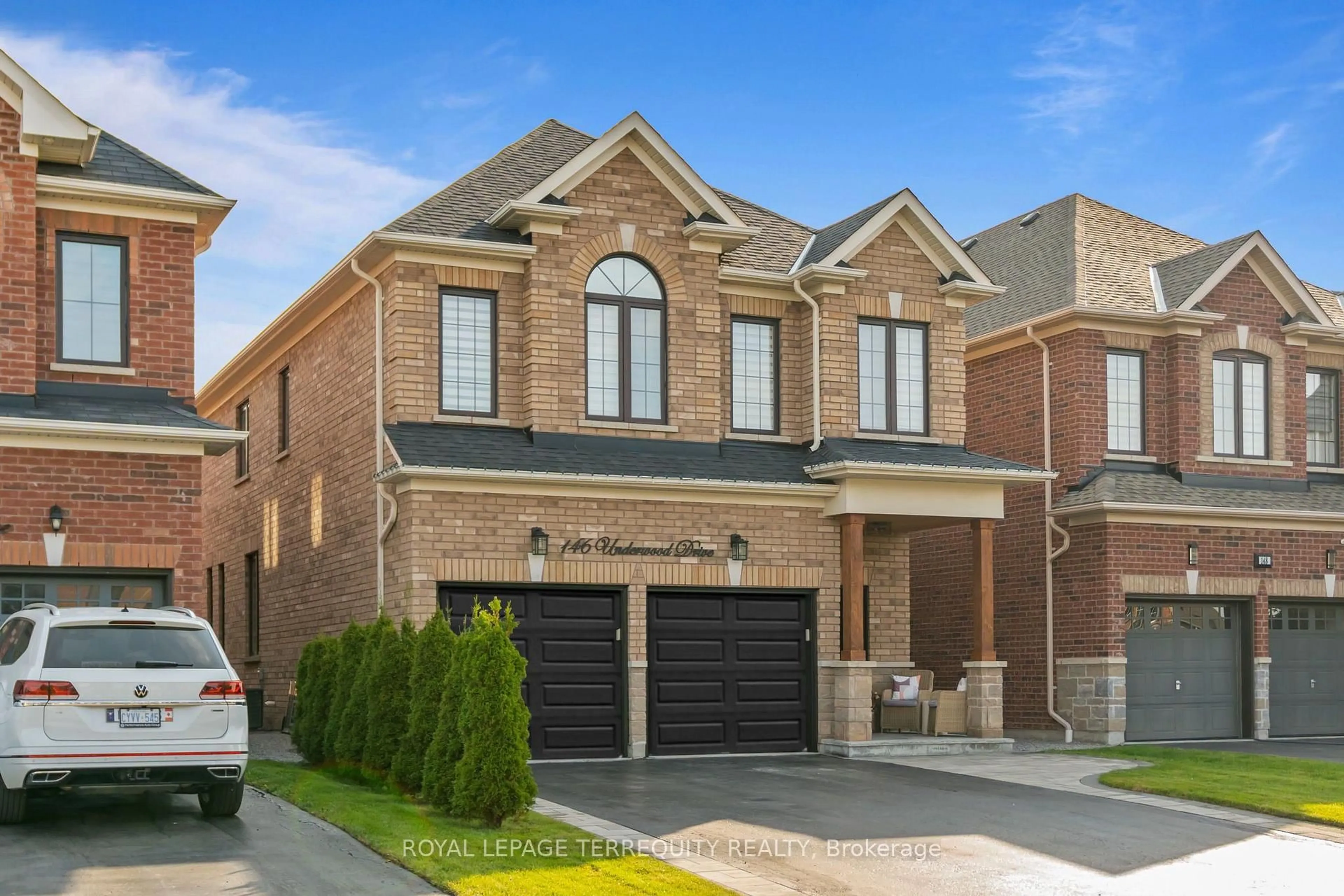 Home with brick exterior material, street for 146 Underwood Dr, Whitby Ontario L1M 0K9