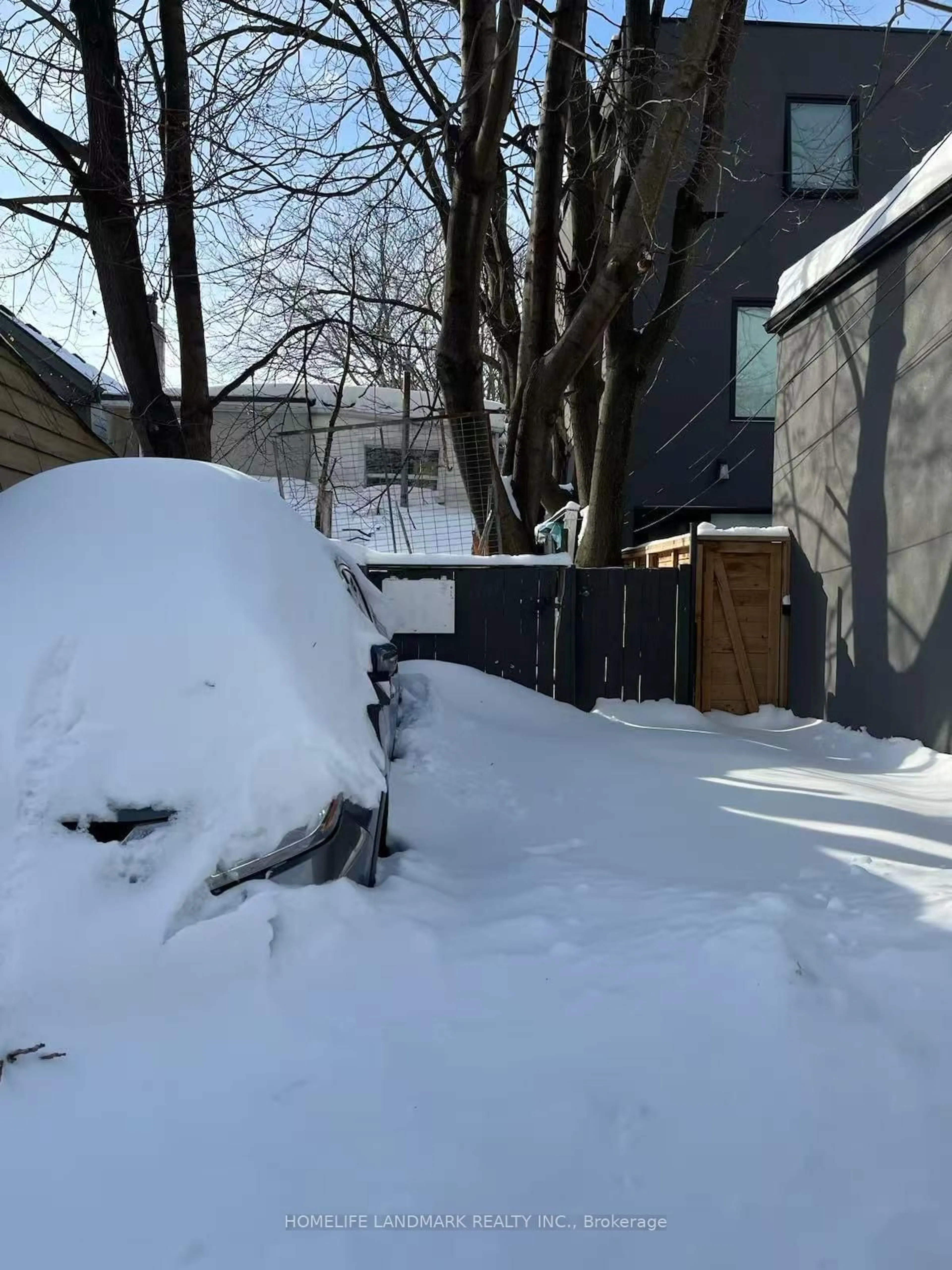 Unknown for 167 Booth Ave, Toronto Ontario M4M 2M5