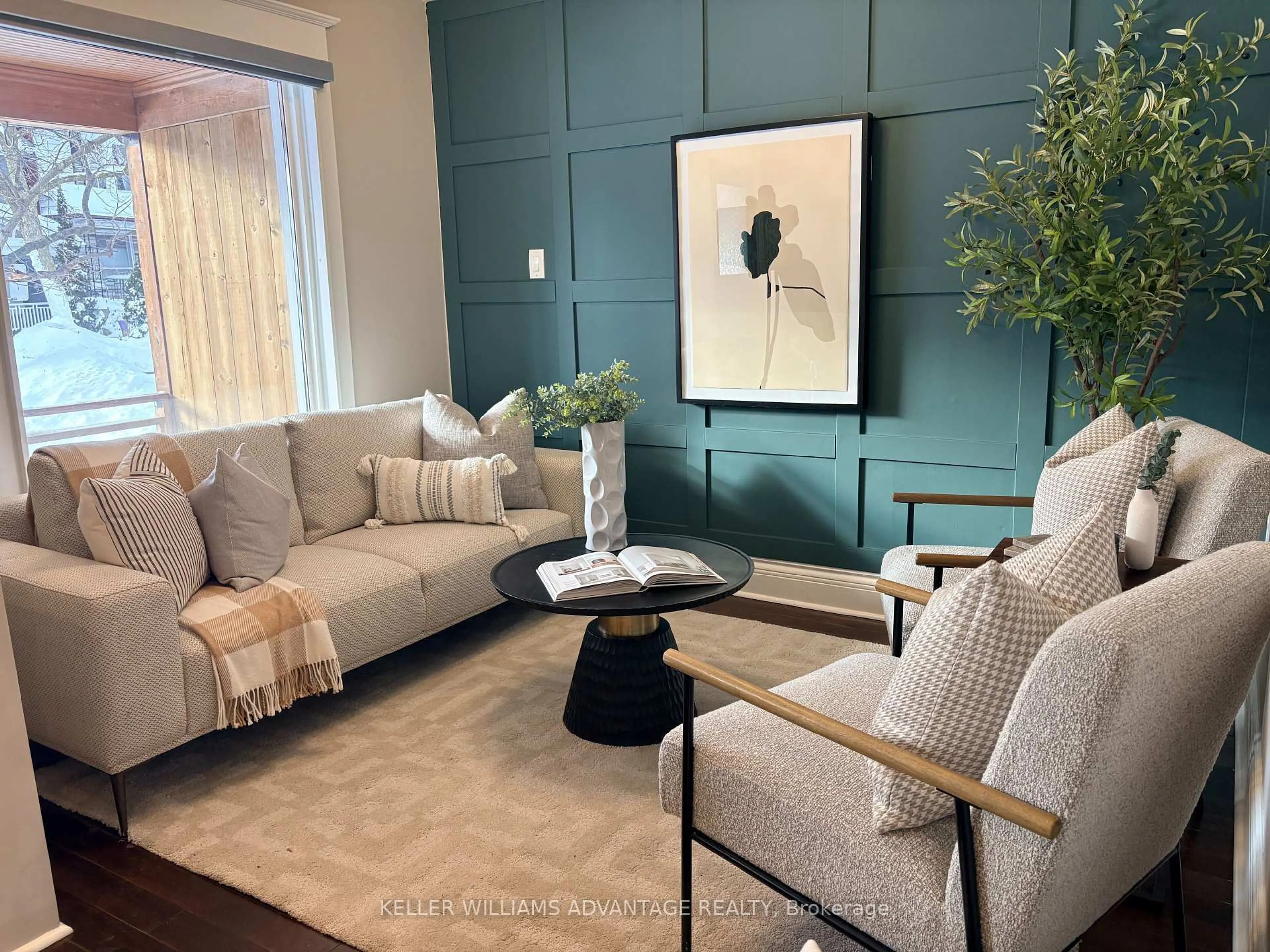 Living room with furniture, unknown for 9 Condor Ave, Toronto Ontario M4J 3M5