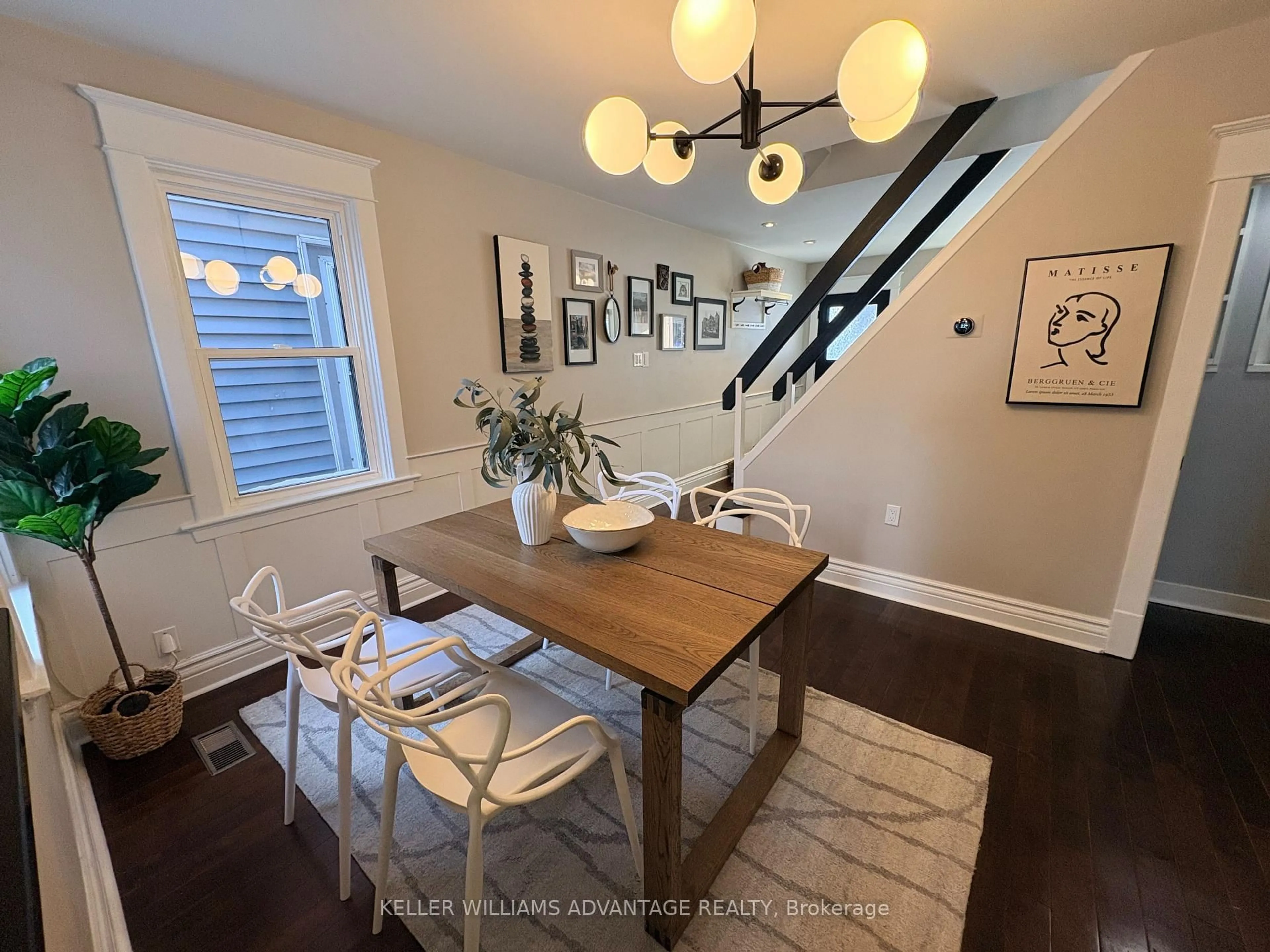 Dining room, wood/laminate floor for 9 Condor Ave, Toronto Ontario M4J 3M5