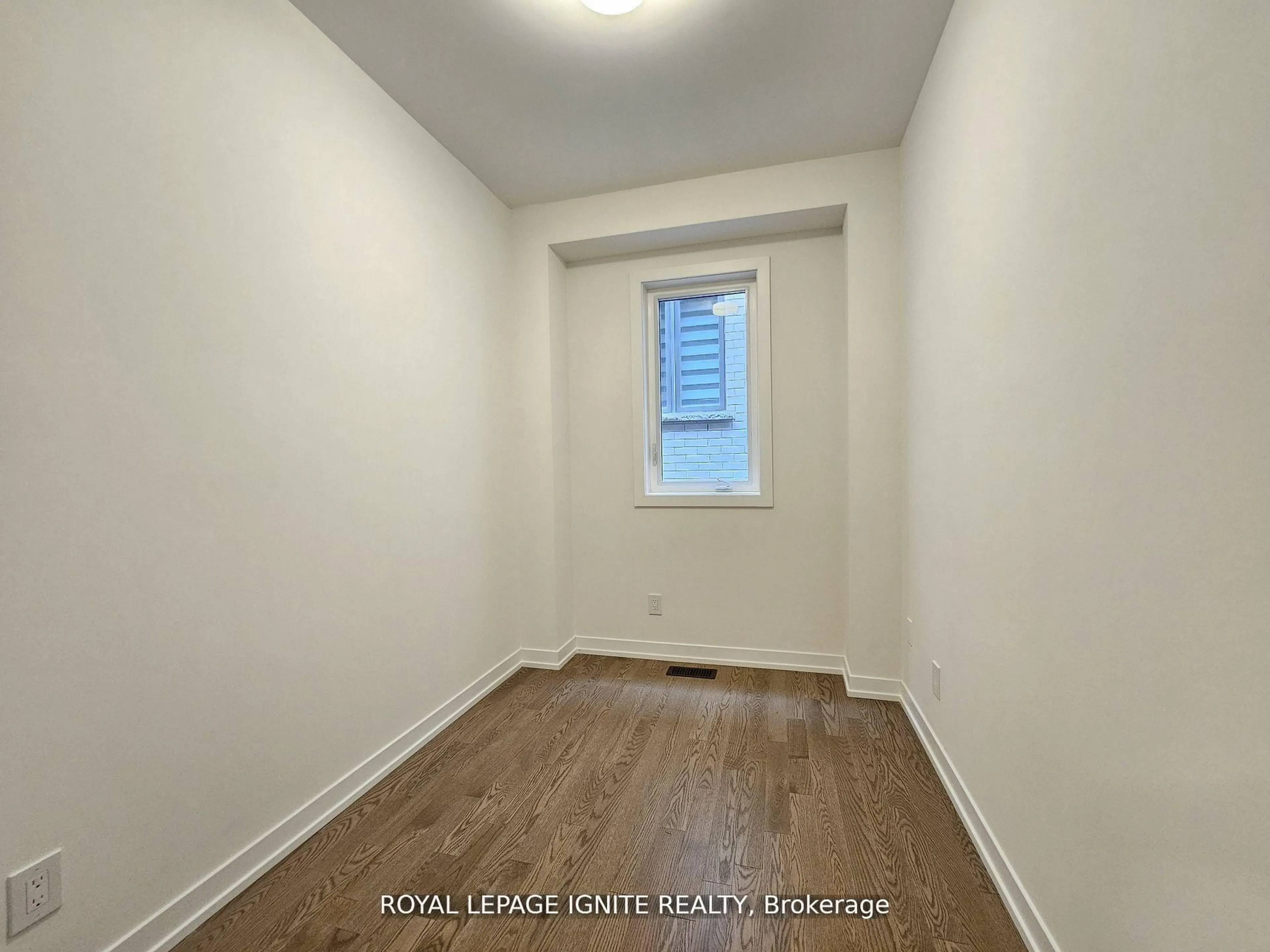 A pic of a room for 1848 Lotus Blossom Rd, Pickering Ontario L1Y 0B6