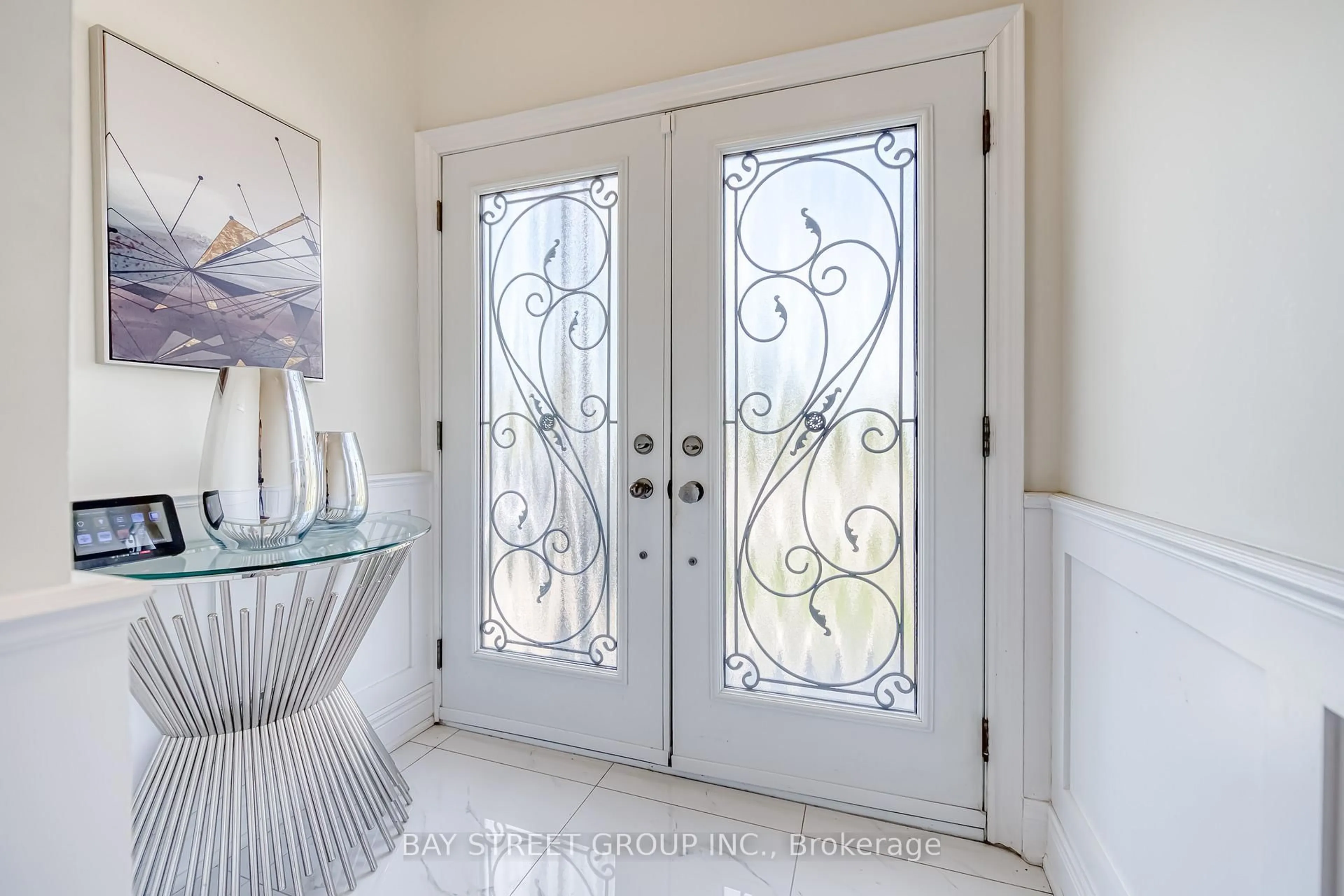 Indoor entryway for 67 North Edgely Ave, Toronto Ontario M1K 1T8