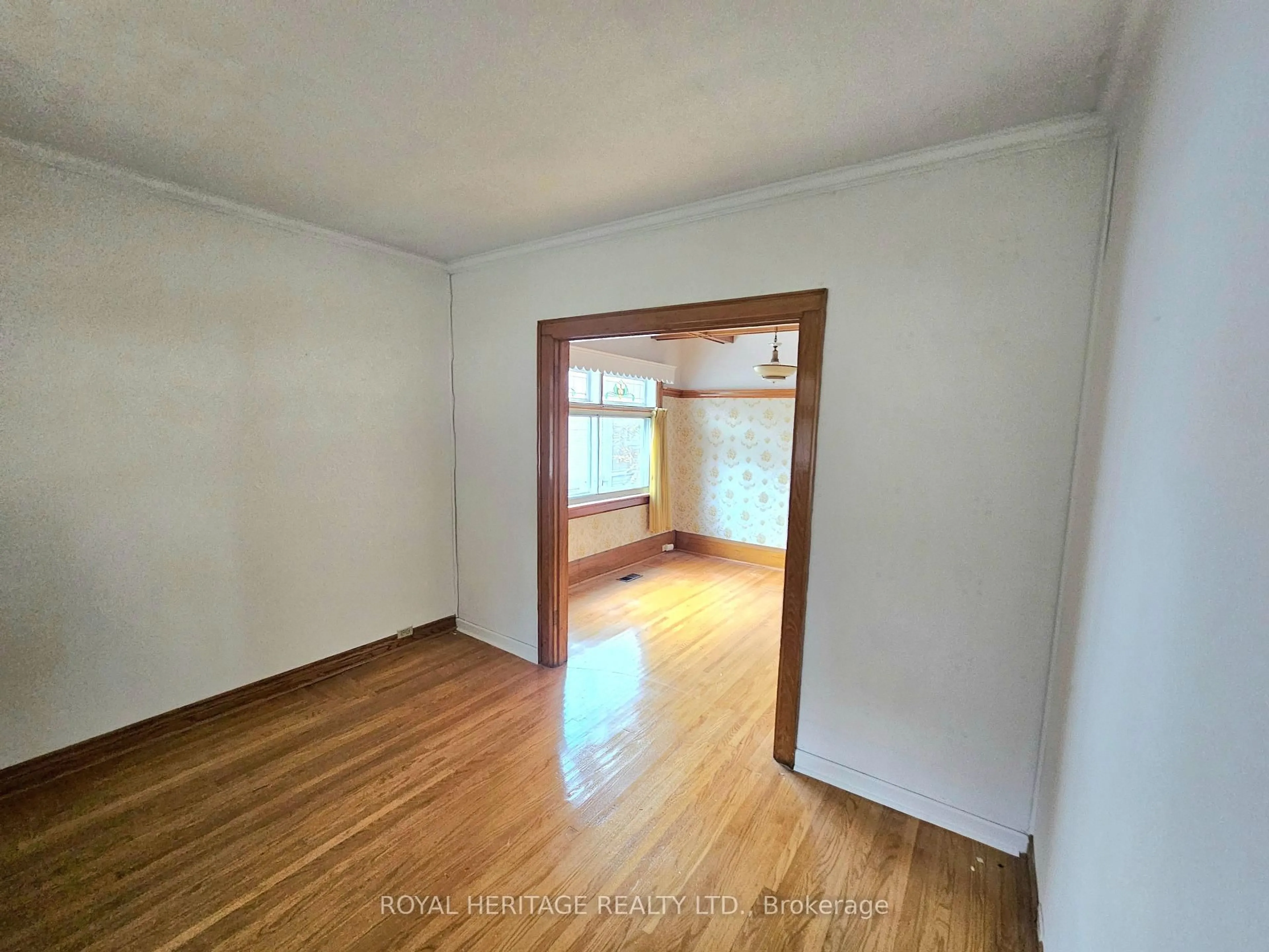 A pic of a room for 39 Kelsonia Ave, Toronto Ontario M1M 1B2