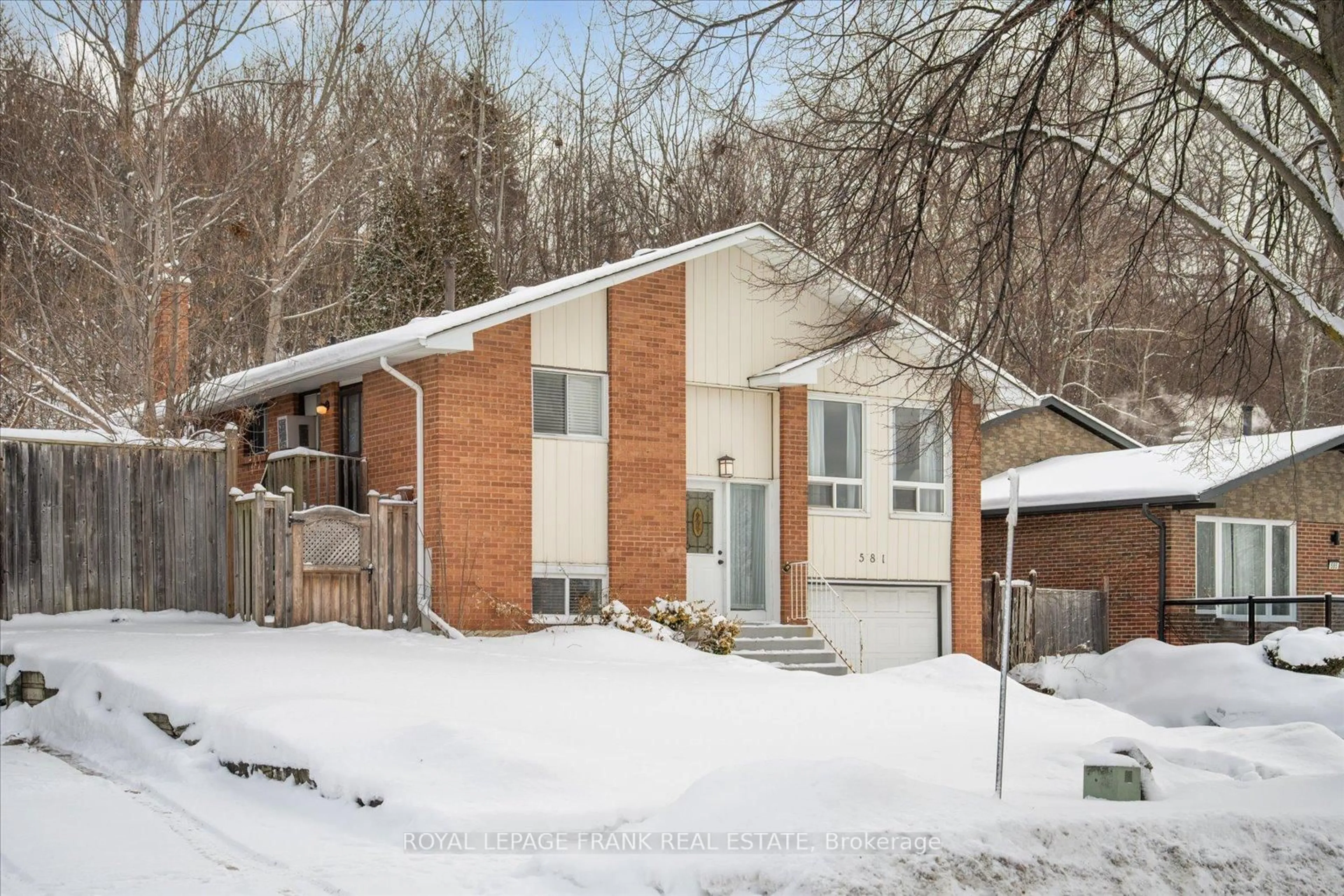 Home with brick exterior material, street for 581 Grandview St, Oshawa Ontario L1H 7T5